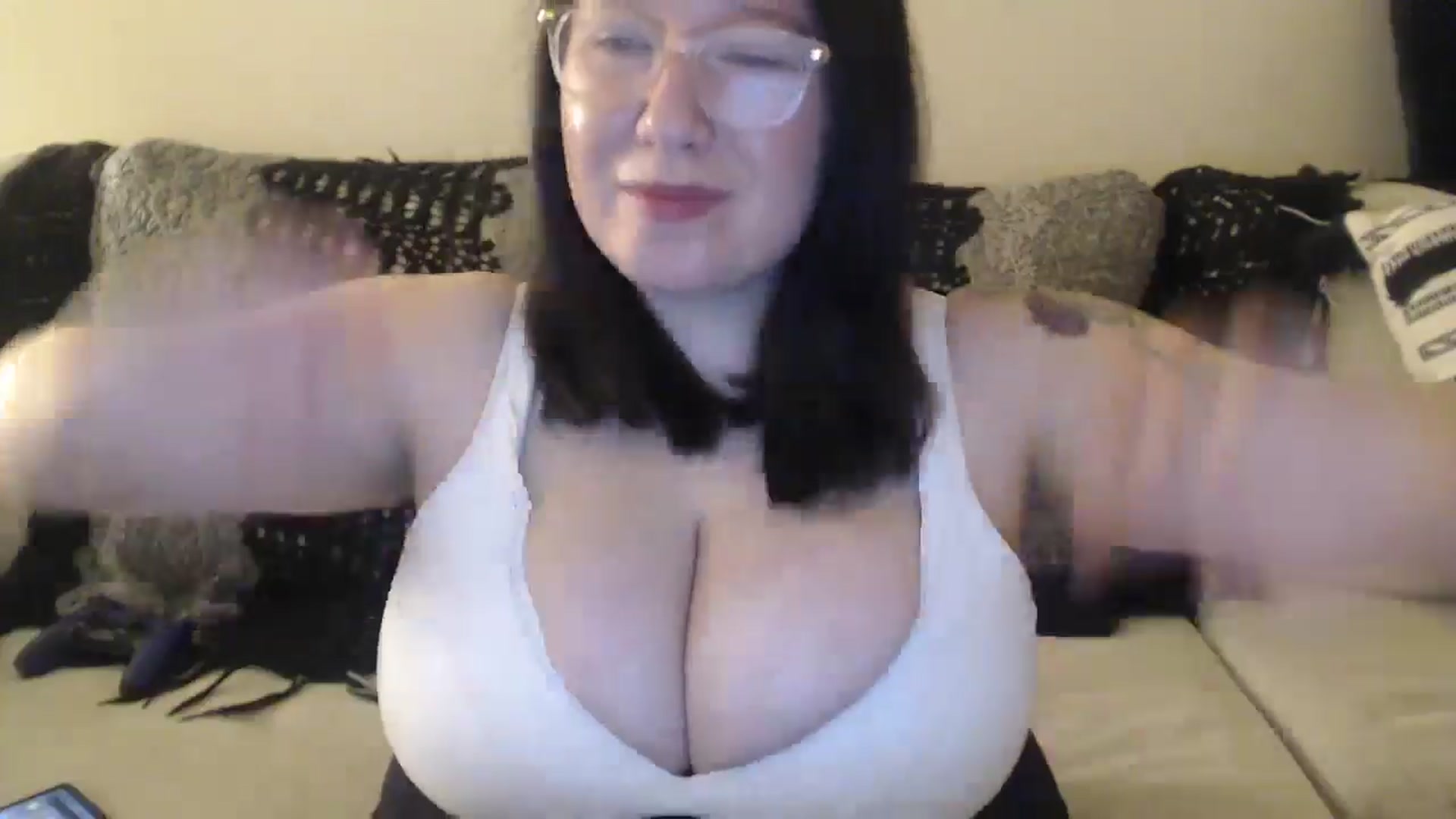 Gallery image thumbnail from Funsize_'s myfreecams stream on, 06/05/2024, 02:14 image 7 of 20