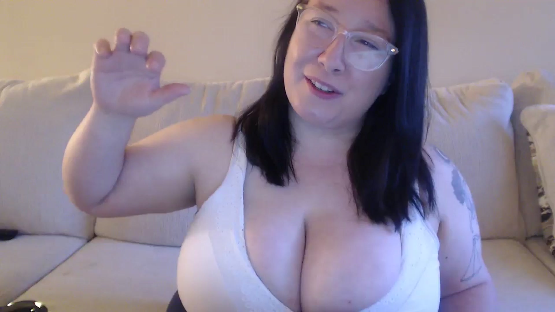 Gallery image thumbnail from Funsize_'s myfreecams stream on, 07/02/2024, 01:22 image 7 of 20