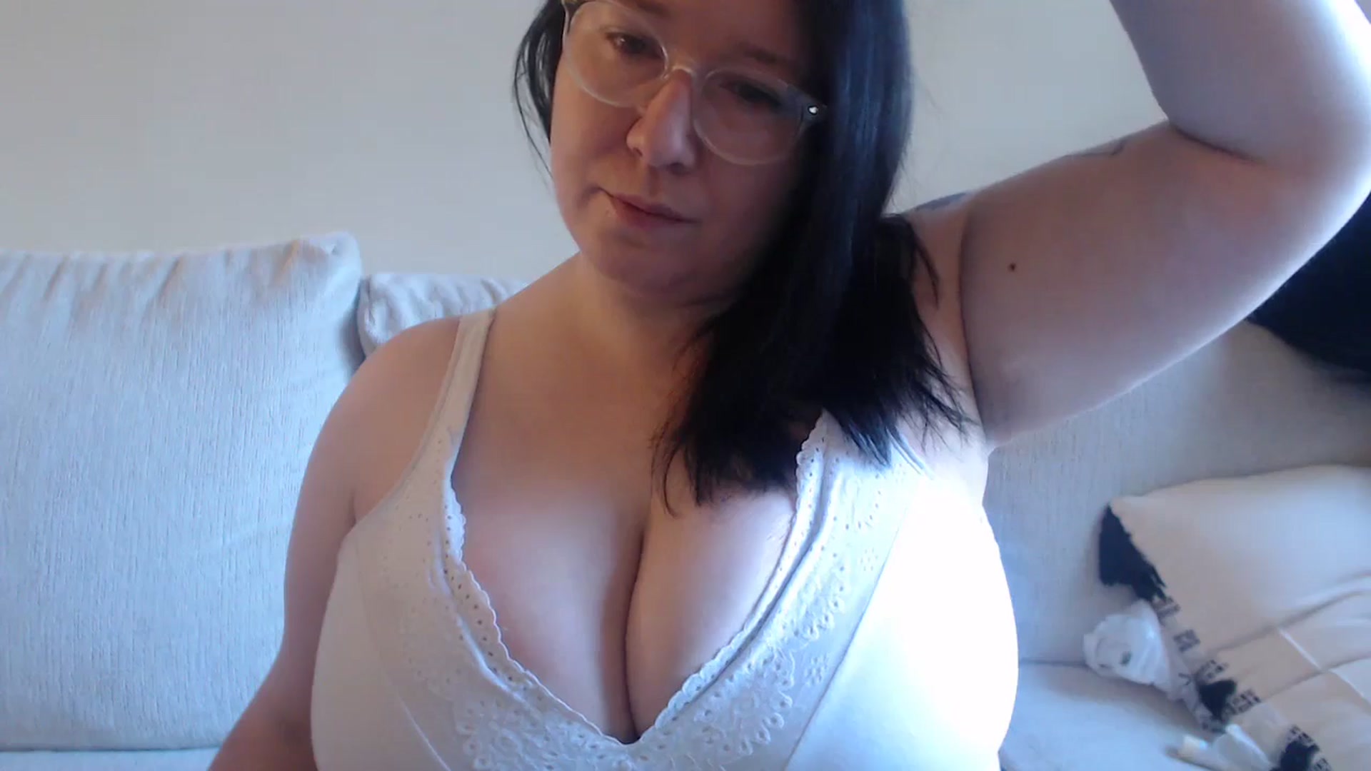 Gallery image thumbnail from Funsize_'s myfreecams stream on, 07/18/2024, 24:24 image 5 of 20