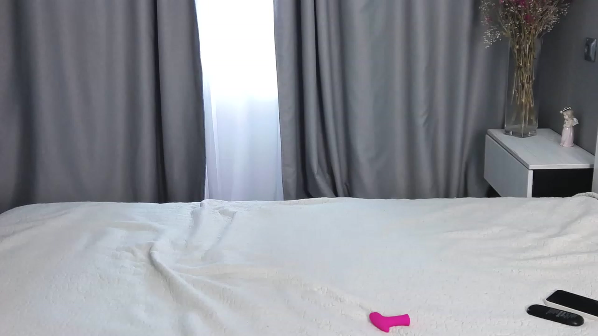 Gallery image thumbnail from Future_Dreams's myfreecams stream on, 06/16/2023, 04:06 image 5 of 20