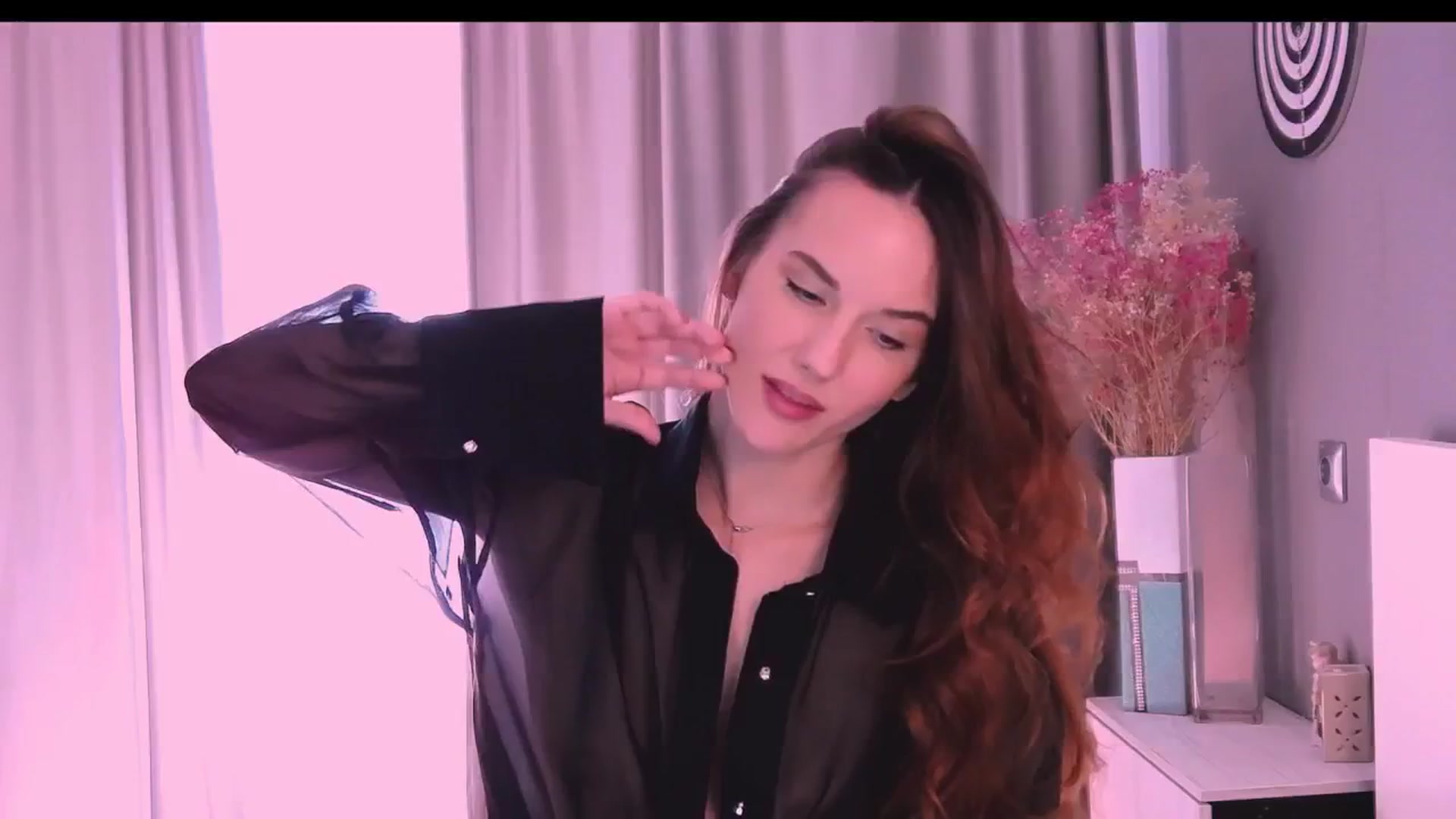 Gallery image thumbnail from Future_Dreams's myfreecams stream on, 03/04/2025, 05:27 image 16 of 20