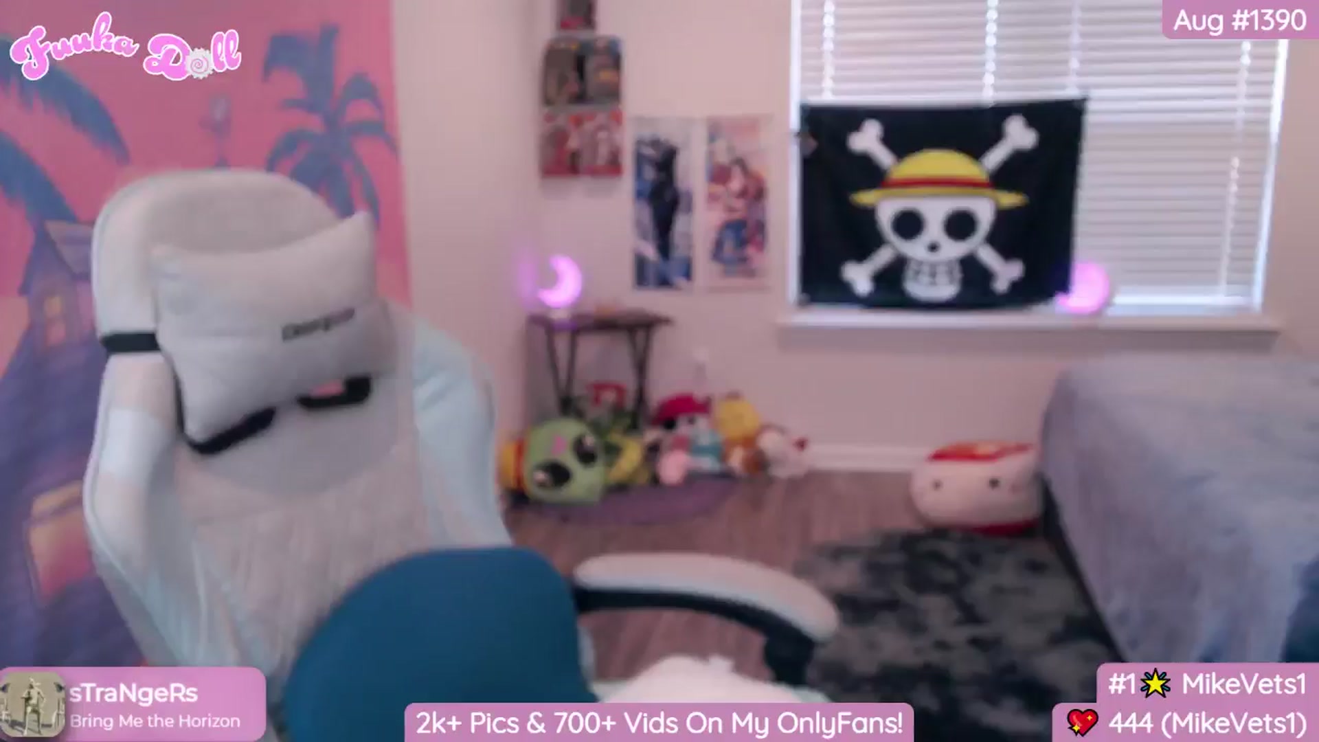 Gallery image thumbnail from Fuuka_Doll's myfreecams stream on, 09/21/2024, 22:25 image 19 of 20