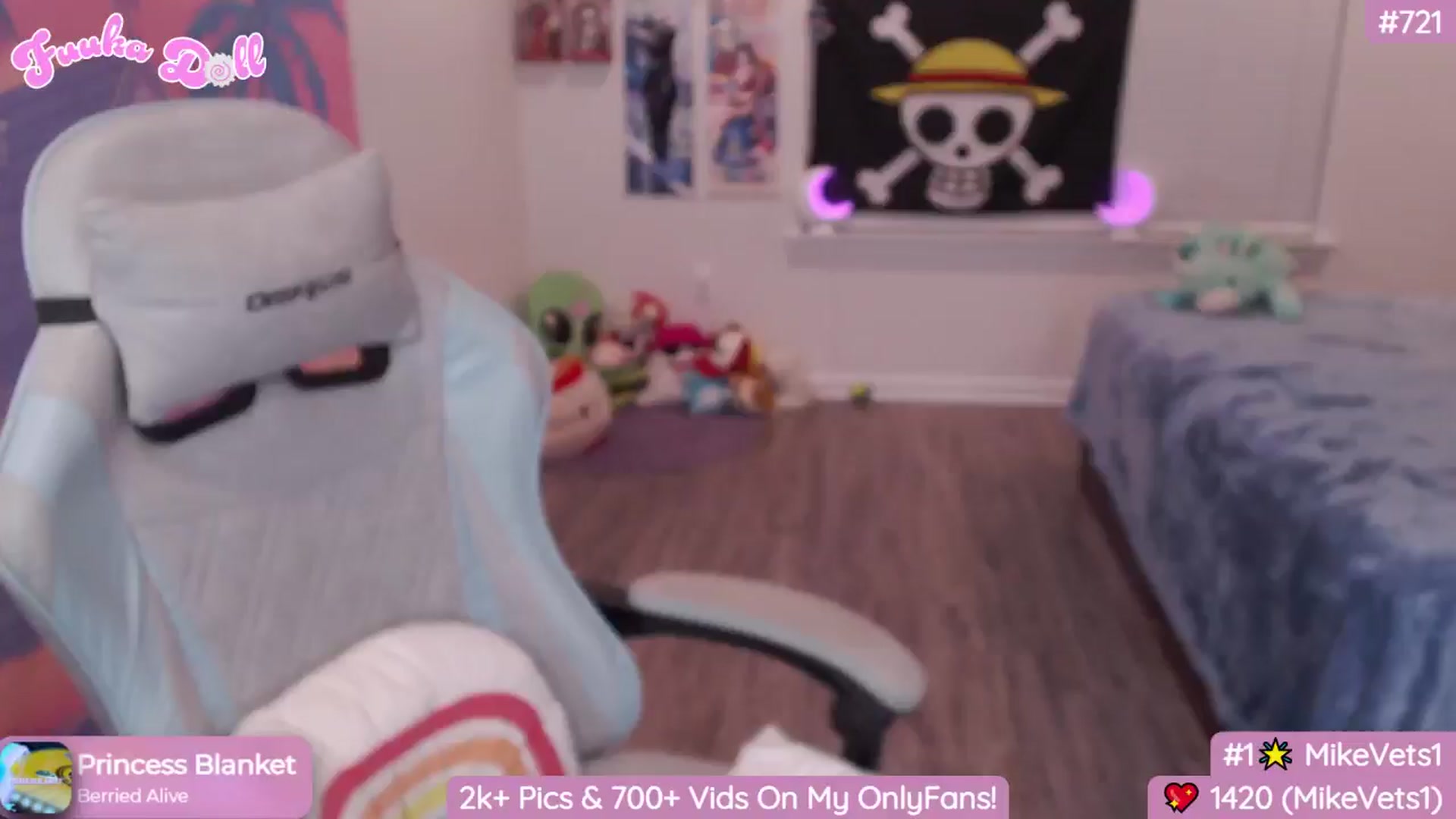 Gallery image thumbnail from Fuuka_Doll's myfreecams stream on, 10/24/2024, 05:41 image 14 of 20