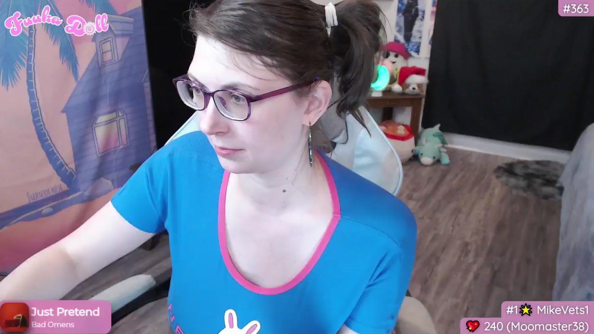 Gallery image thumbnail from Fuuka_Doll's myfreecams stream on, 12/17/2024, 08:12 image 3 of 20