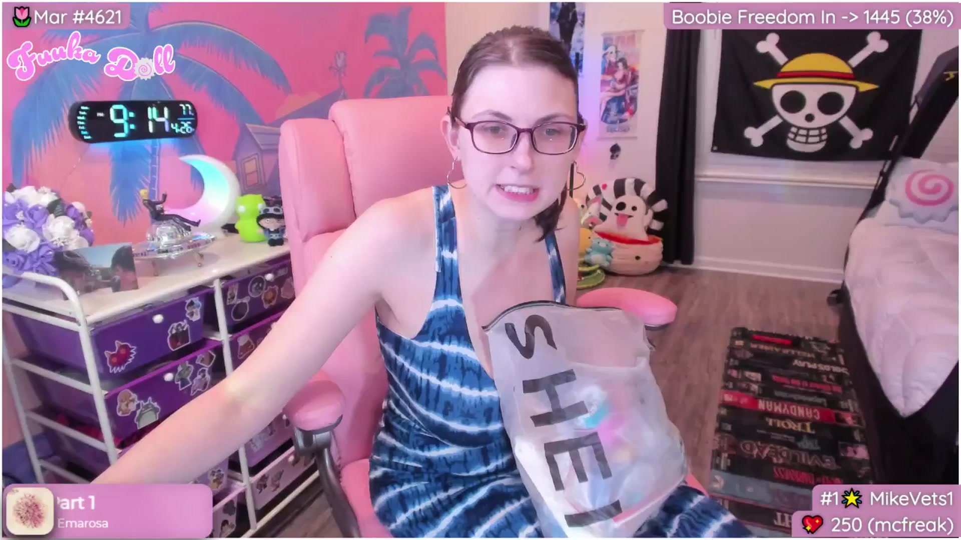 Gallery image thumbnail from Fuuka_Doll's myfreecams stream on, 04/27/2025, 02:29 image 15 of 20