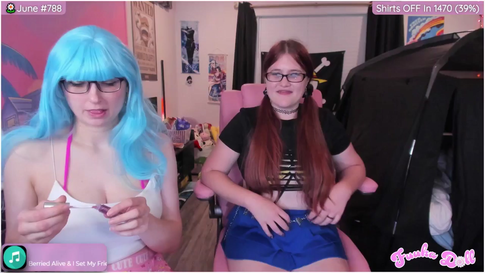 Gallery image thumbnail from Fuuka_Doll's myfreecams stream on, 06/19/2025, 02:06 image 18 of 20