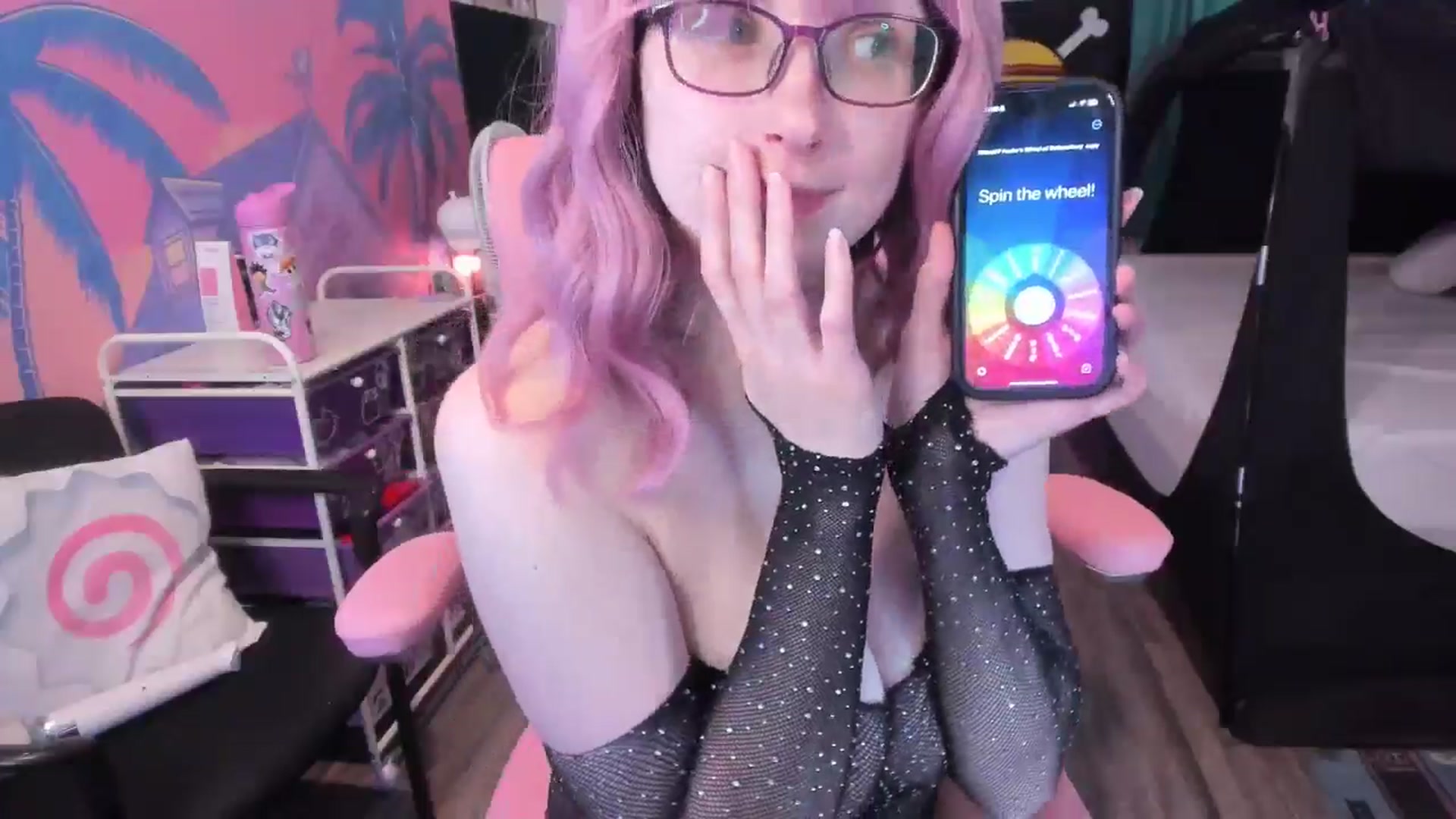 Gallery image thumbnail from Fuuka_Doll's myfreecams stream on, 10/08/2025, 04:53 image 16 of 20