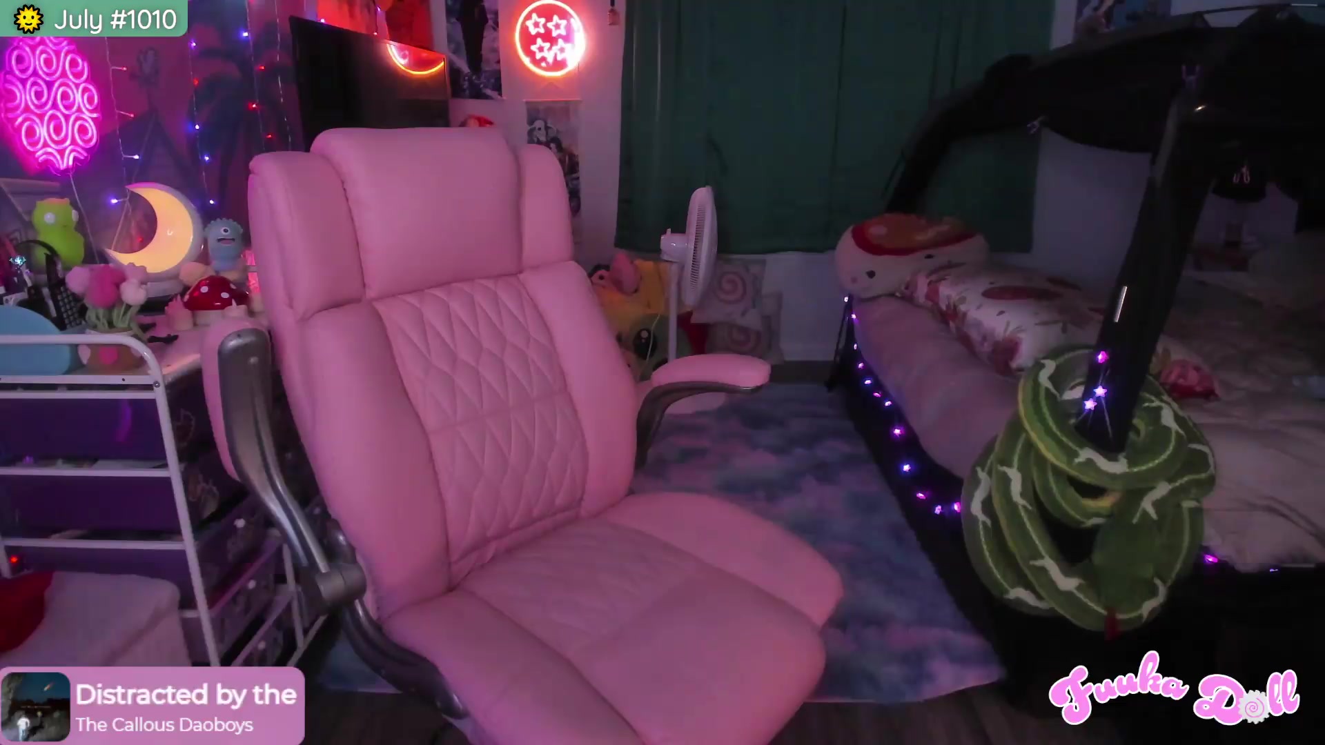 Gallery image thumbnail from Fuuka_Doll's myfreecams stream on, 07/29/2026, 08:55 image 11 of 20