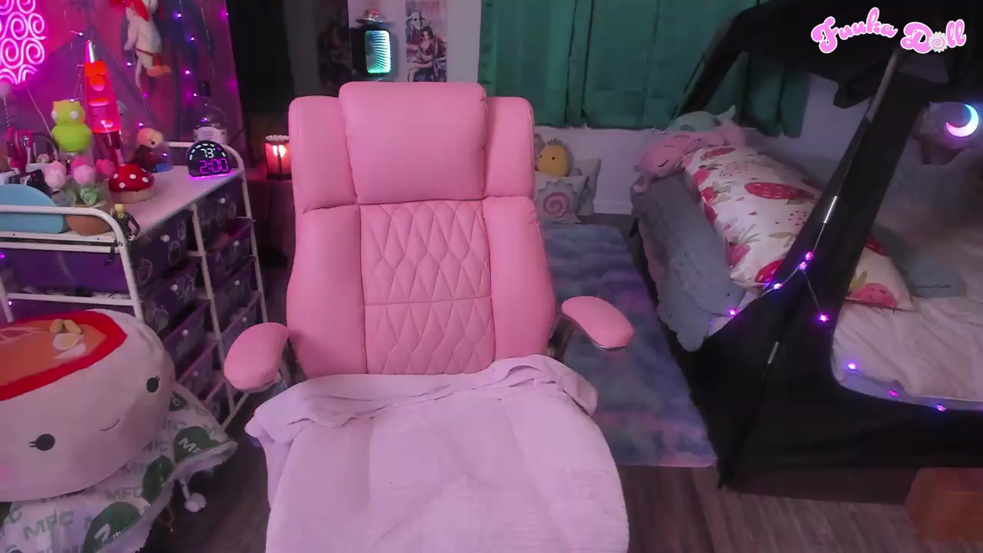 Gallery image thumbnail from Fuuka_Doll's myfreecams stream on, 08/22/2026, 08:07 image 2 of 20