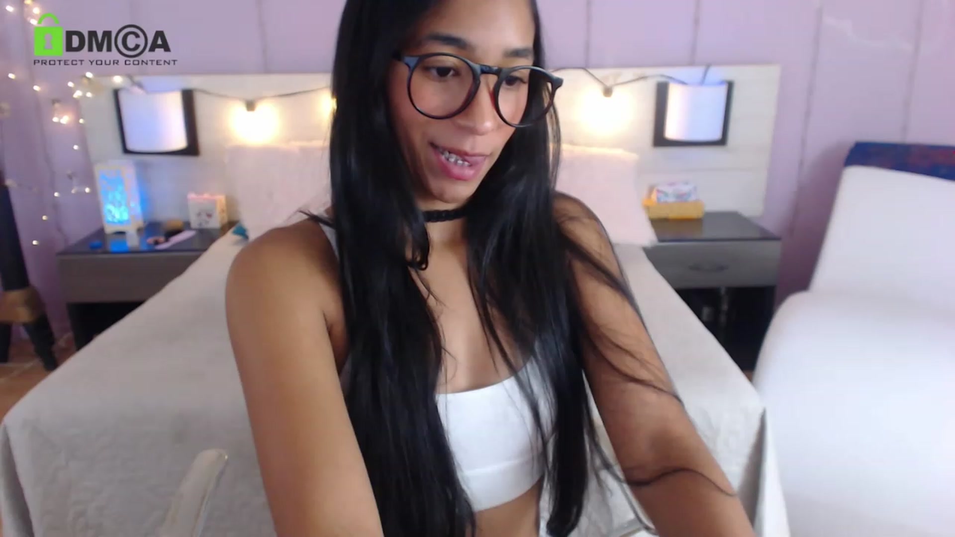Gallery image thumbnail from Fyorela's myfreecams stream on, 06/18/2023, 11:53 image 4 of 20