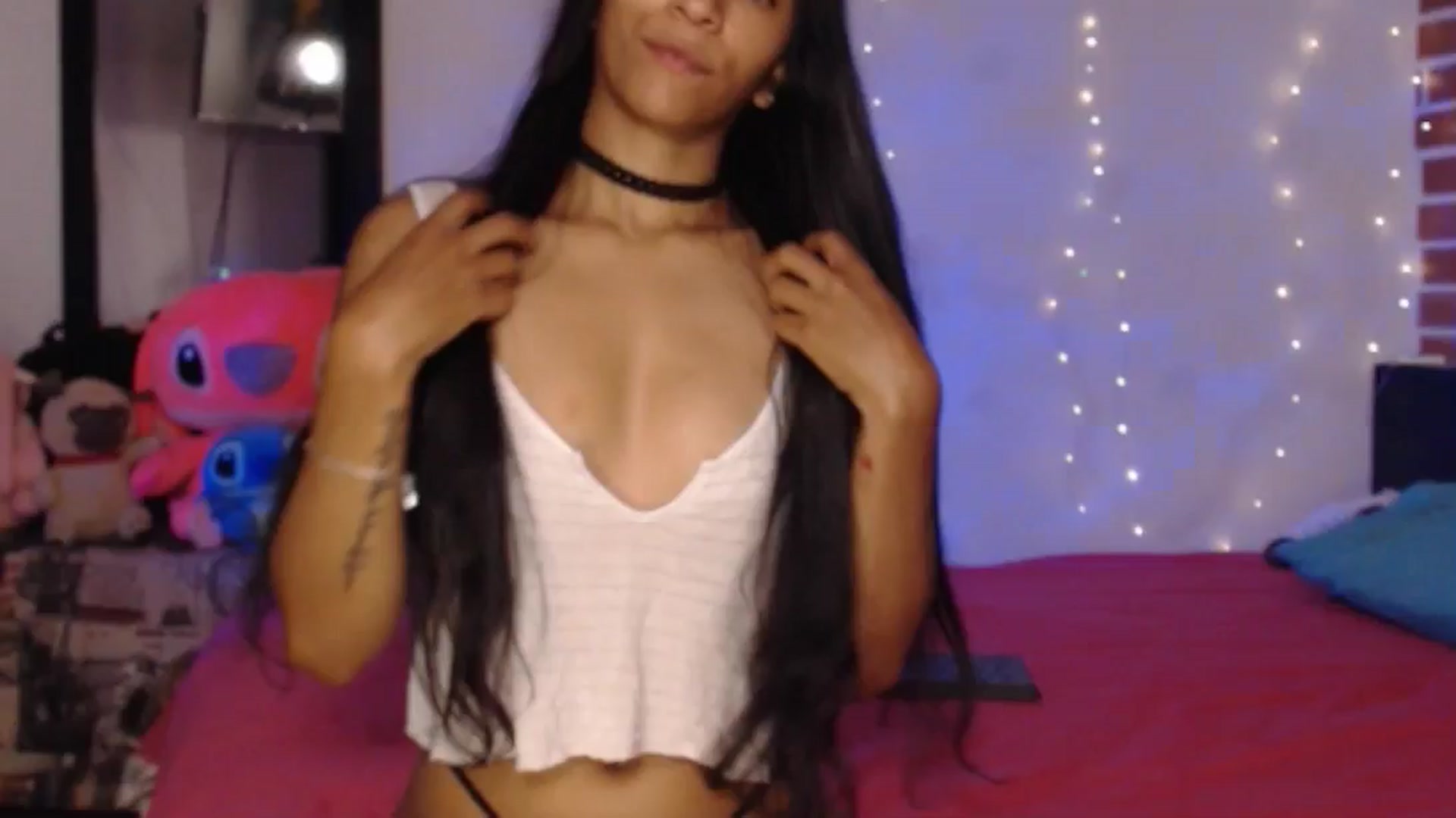 Gallery image thumbnail from Fyorela's myfreecams stream on, 05/06/2024, 13:17 image 1 of 20