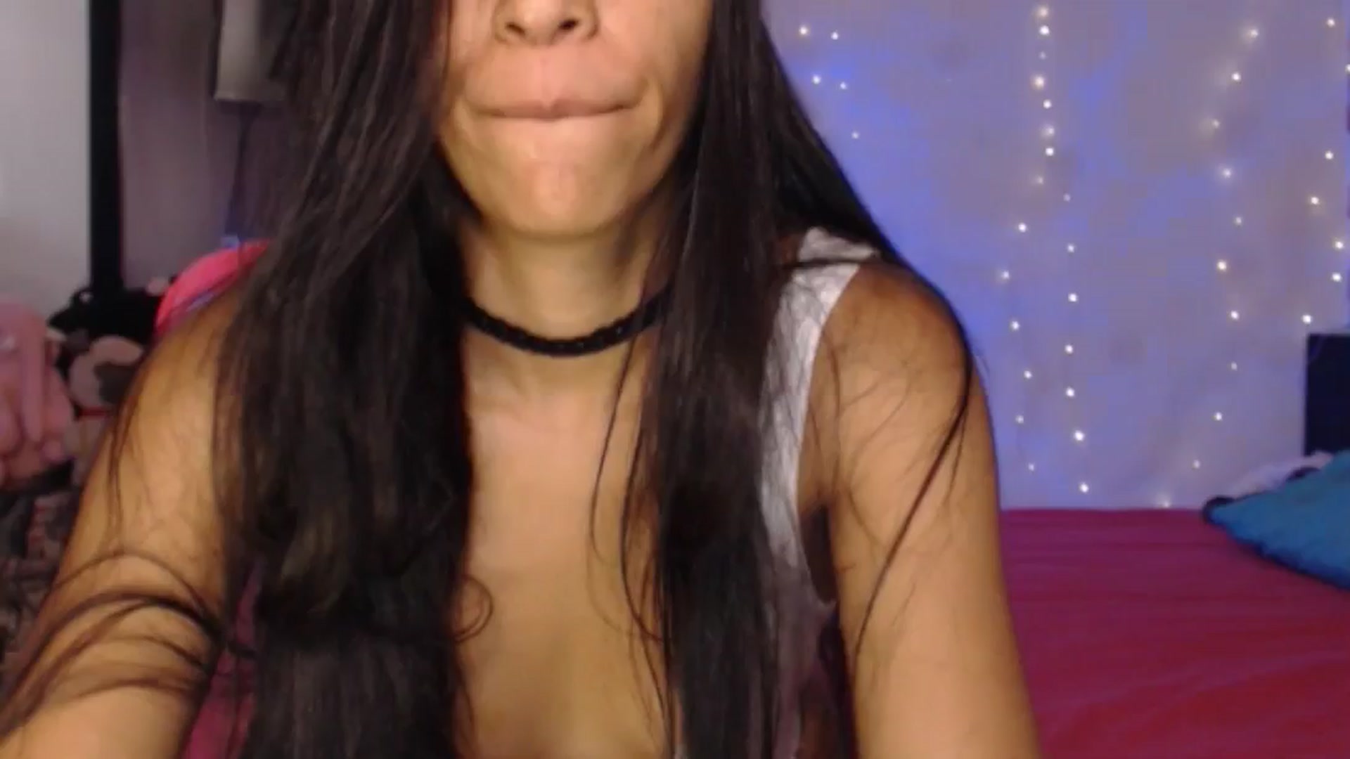 Gallery image thumbnail from Fyorela's myfreecams stream on, 05/06/2024, 14:00 image 13 of 20