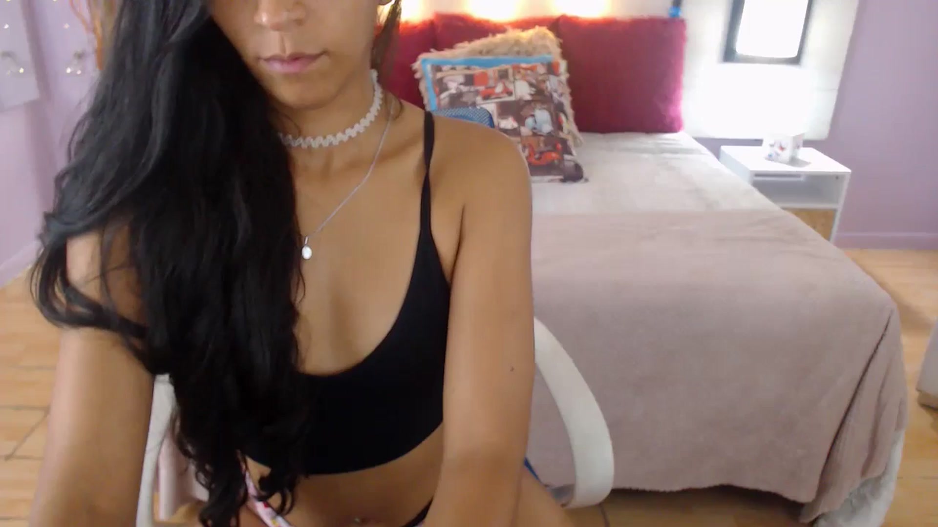 Gallery image thumbnail from Fyorela's myfreecams stream on, 06/17/2024, 15:16 image 18 of 20
