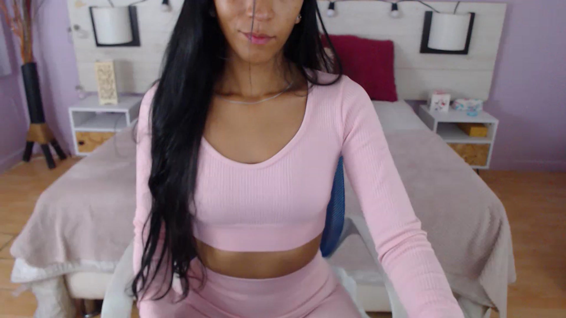 Gallery image thumbnail from Fyorela's myfreecams stream on, 08/20/2024, 12:32 image 3 of 20