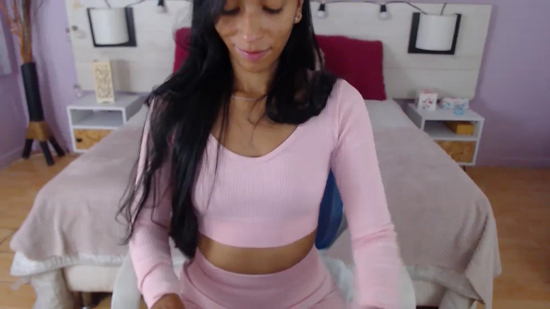 Gallery image thumbnail from Fyorela's myfreecams stream on, 08/20/2024, 12:32 image 20 of 20