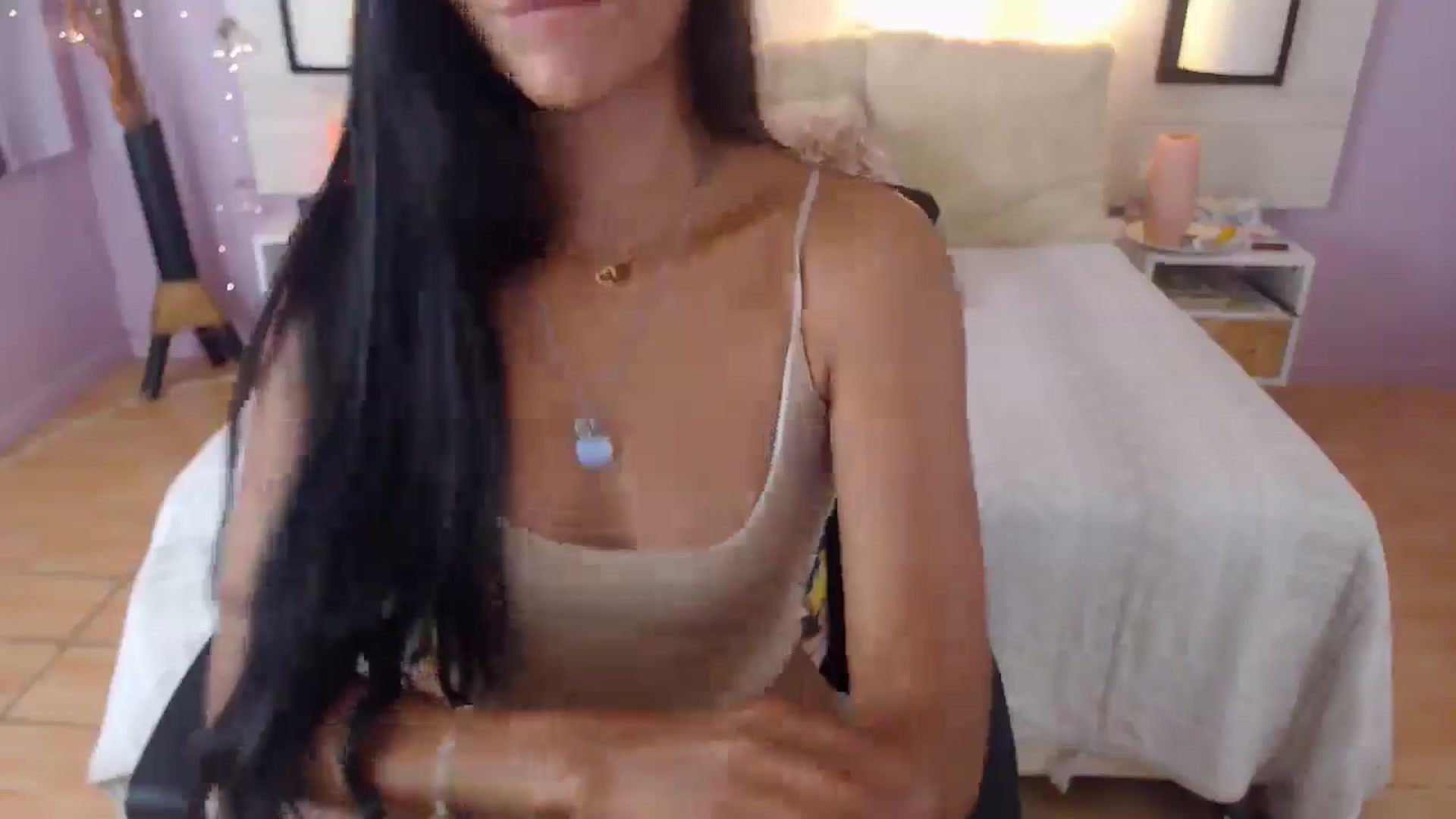 Gallery image thumbnail from Fyorela's myfreecams stream on, 03/11/2025, 17:48 image 17 of 20
