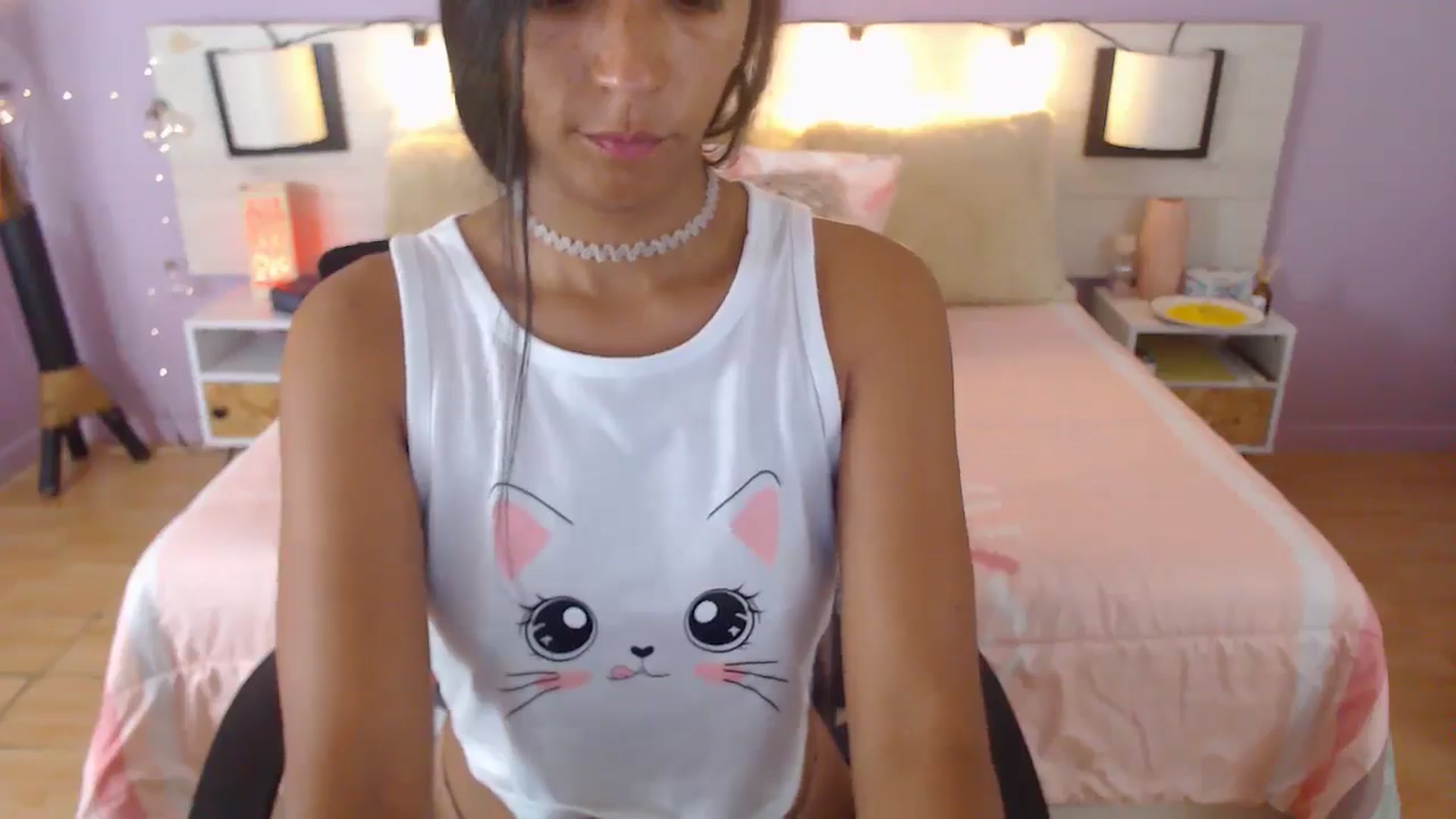 Gallery image thumbnail from Fyorela's myfreecams stream on, 03/24/2025, 15:05 image 13 of 20