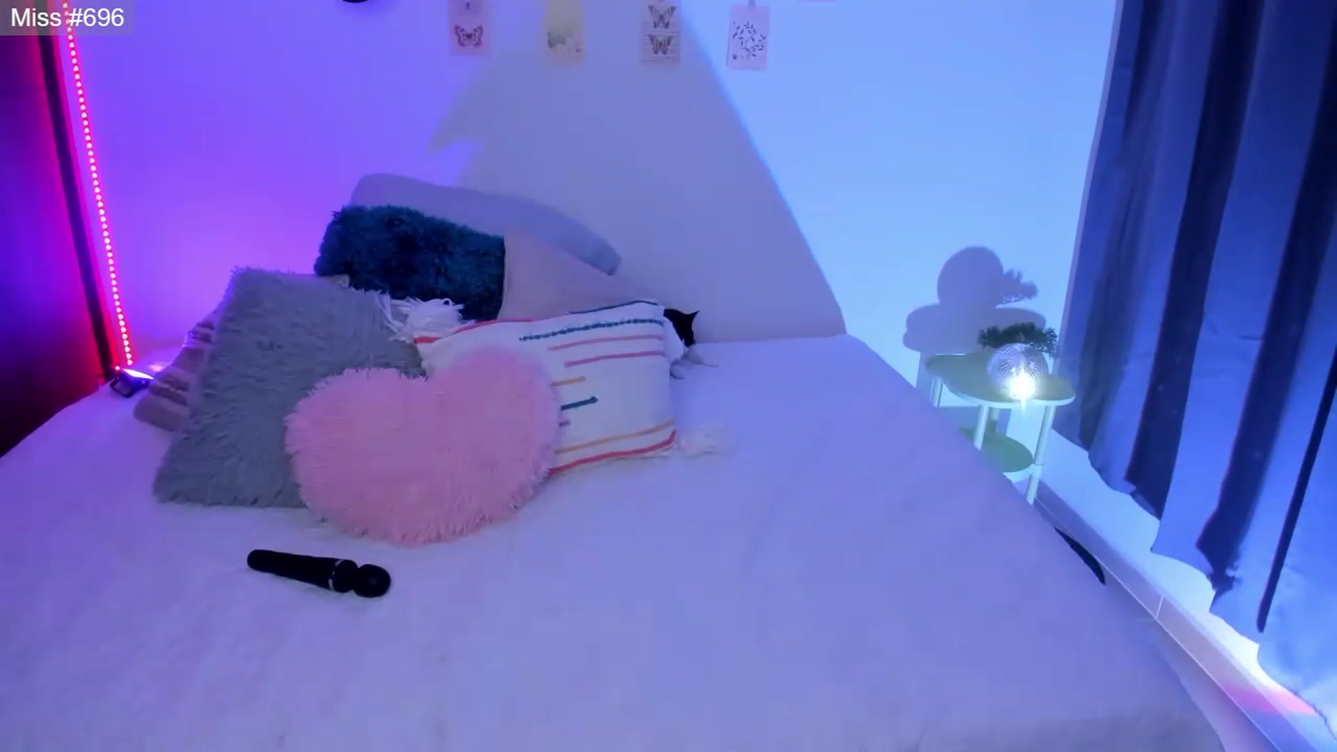 Gallery image thumbnail from GATA_______'s myfreecams stream on, 05/22/2026, 24:01 image 4 of 20