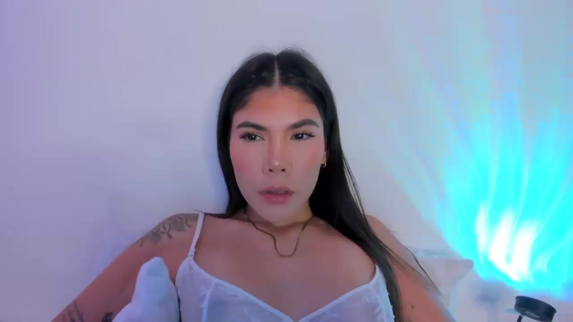Gallery image thumbnail from GATA_______'s myfreecams stream on, 06/23/2026, 24:13 image 9 of 20