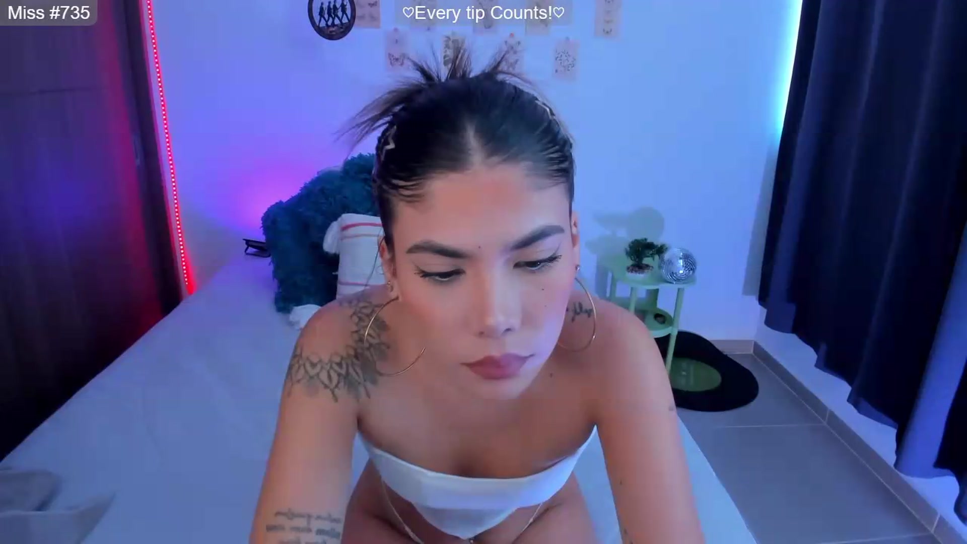 Gallery image thumbnail from GATA_______'s myfreecams stream on, 07/17/2026, 15:48 image 18 of 20
