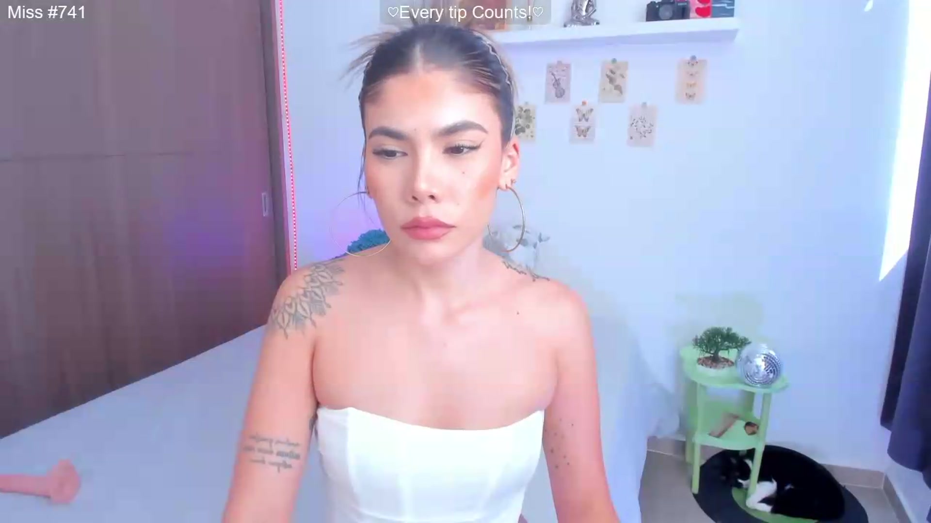 Gallery image thumbnail from GATA_______'s myfreecams stream on, 07/17/2026, 19:07 image 10 of 20