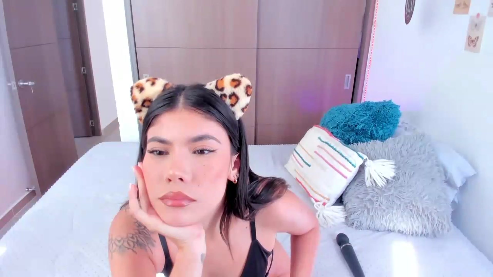 Gallery image thumbnail from GATA_______'s myfreecams stream on, 08/10/2026, 19:45 image 20 of 20
