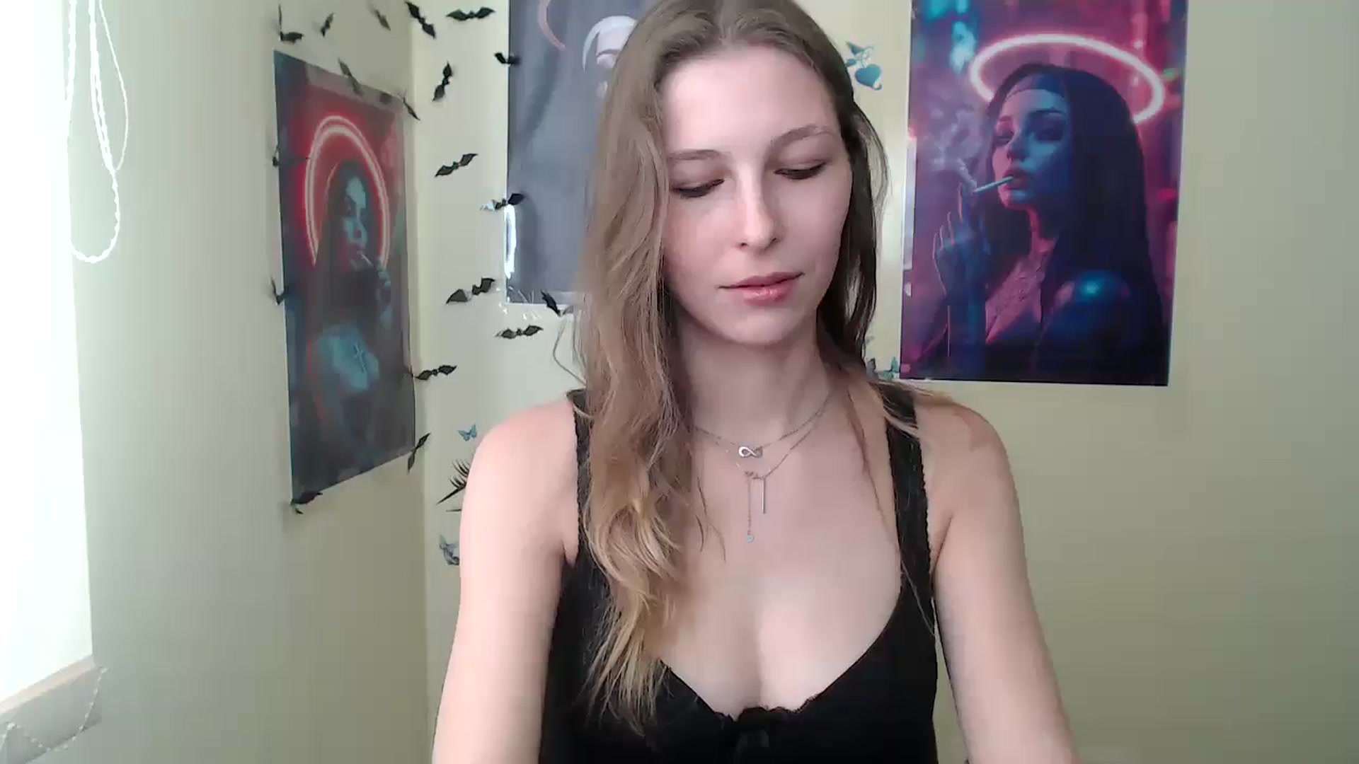 Gallery image thumbnail from GAmalia's myfreecams stream on, 06/05/2025, 08:35 image 7 of 20