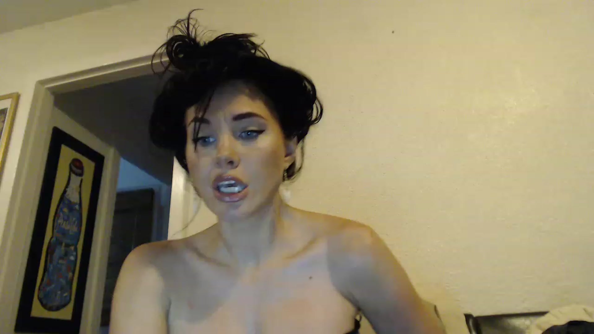 Gallery image thumbnail from GIAFOX1's myfreecams stream on, 11/28/2022, 22:14 image 9 of 20
