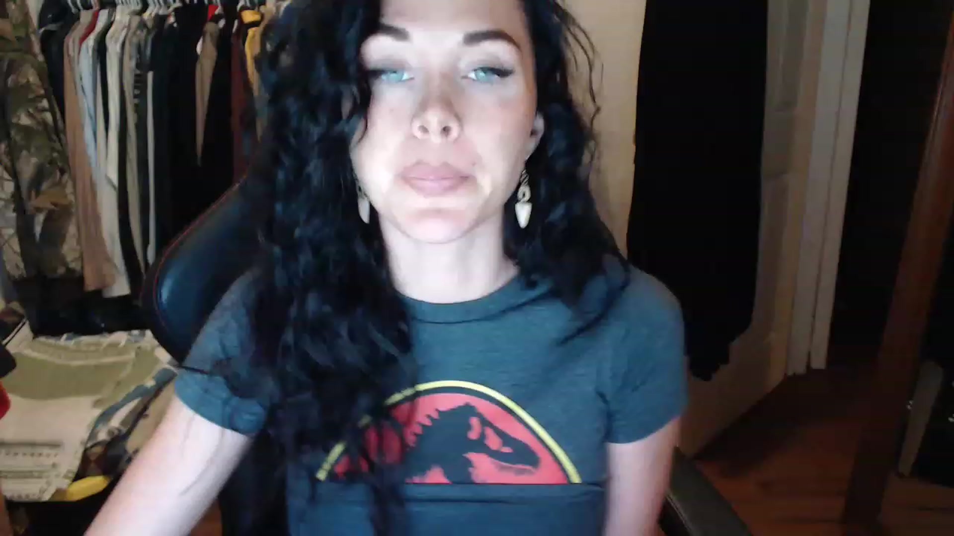 Gallery image thumbnail from GIAFOX1's myfreecams stream on, 12/30/2022, 21:12 image 4 of 20