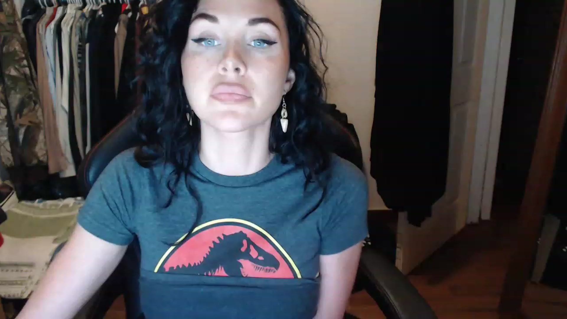 Gallery image thumbnail from GIAFOX1's myfreecams stream on, 12/30/2022, 21:12 image 1 of 20