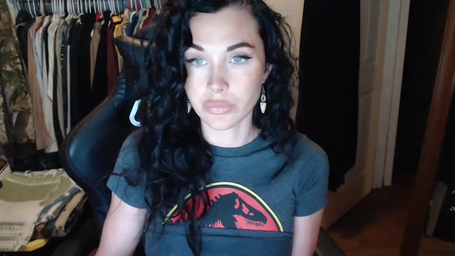 Gallery image thumbnail from GIAFOX1's myfreecams stream on, 12/30/2022, 21:12 image 5 of 20