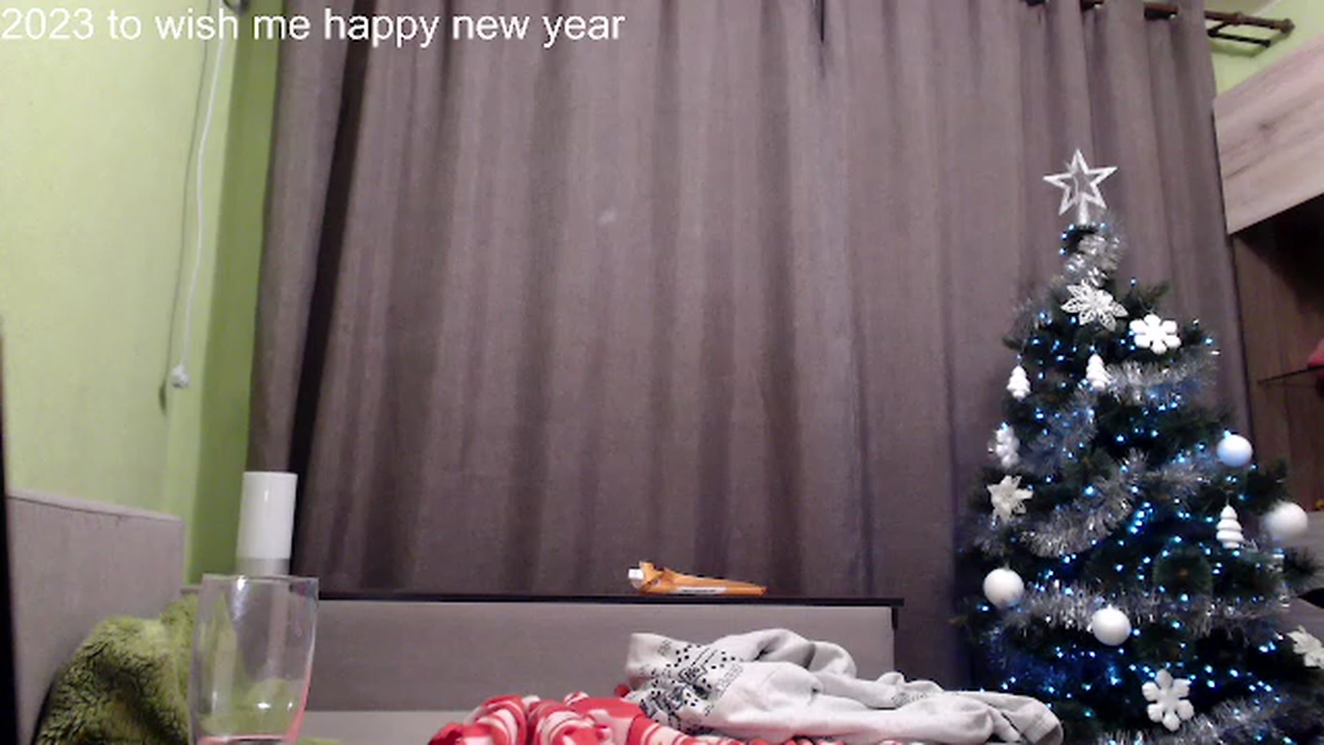 Gallery image thumbnail from GIassi's myfreecams stream on, 12/31/2022, 23:03 image 20 of 20