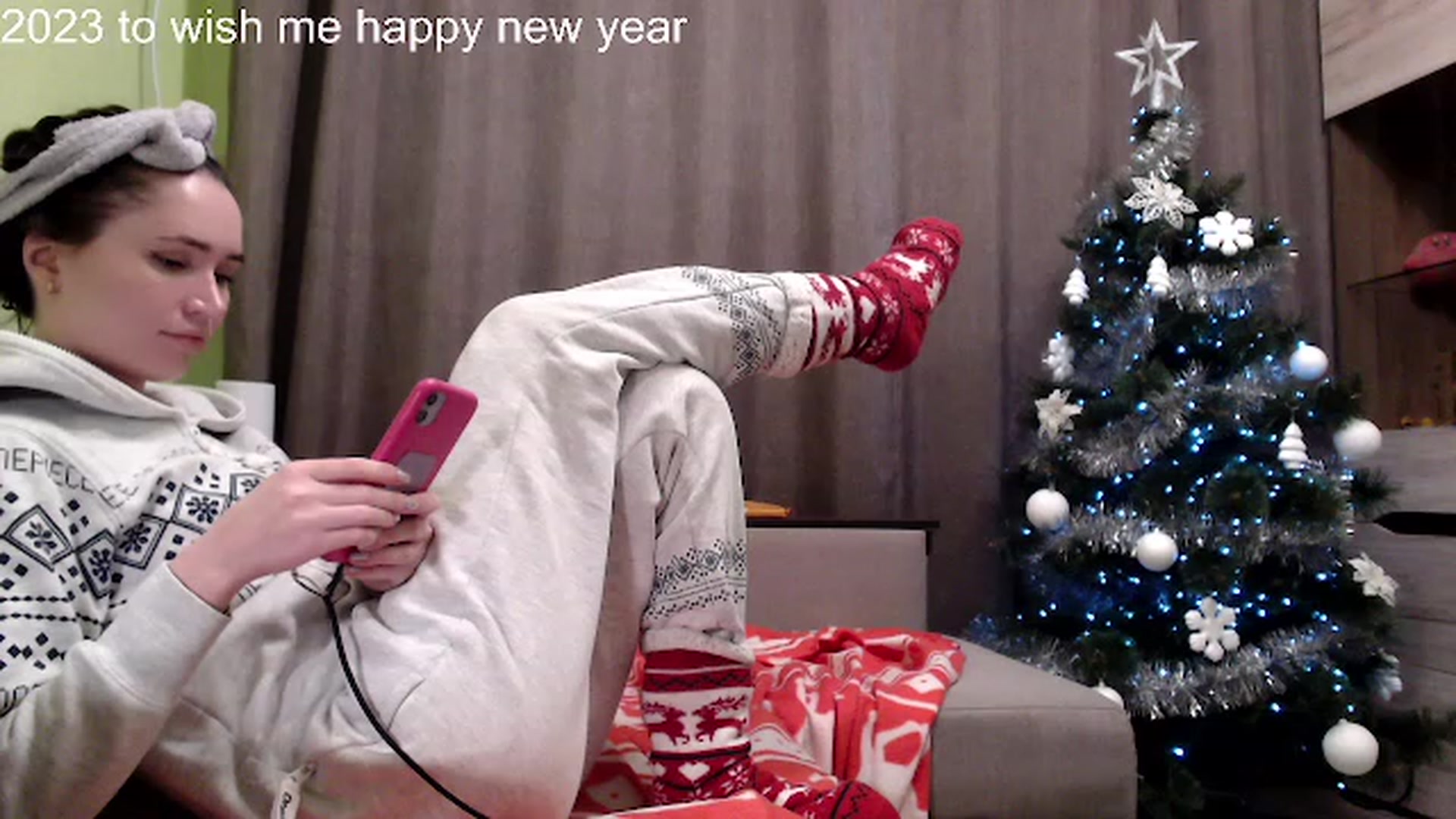 Gallery image thumbnail from GIassi's myfreecams stream on, 12/31/2022, 23:03 image 5 of 20