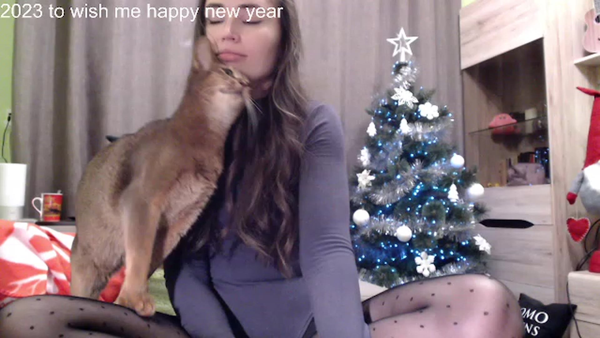 Gallery image thumbnail from GIassi's myfreecams stream on, 01/01/2023, 23:06 image 8 of 20