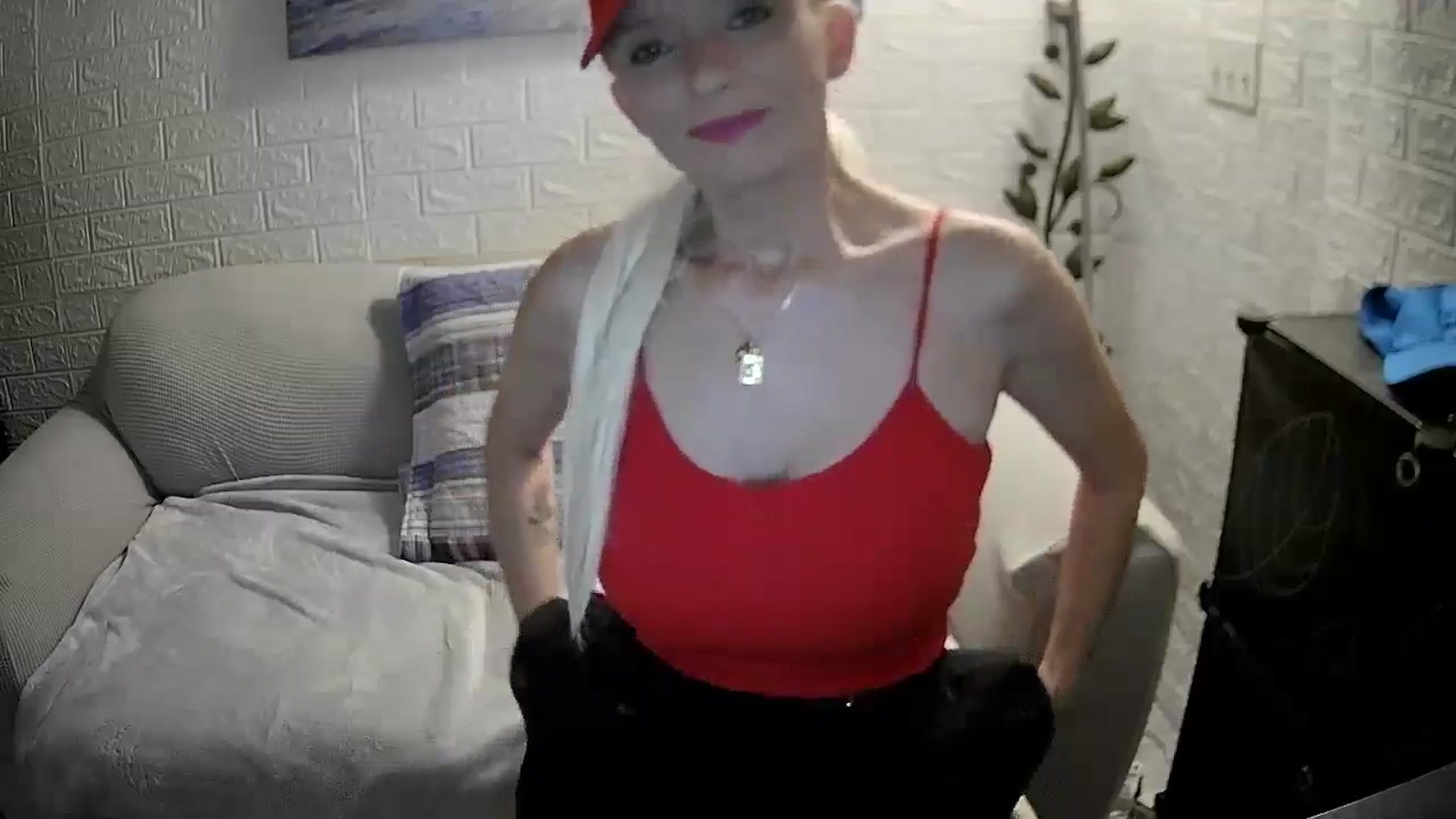 Gallery image thumbnail from GODDESSANNA_'s myfreecams stream on, 11/28/2024, 17:54 image 4 of 20