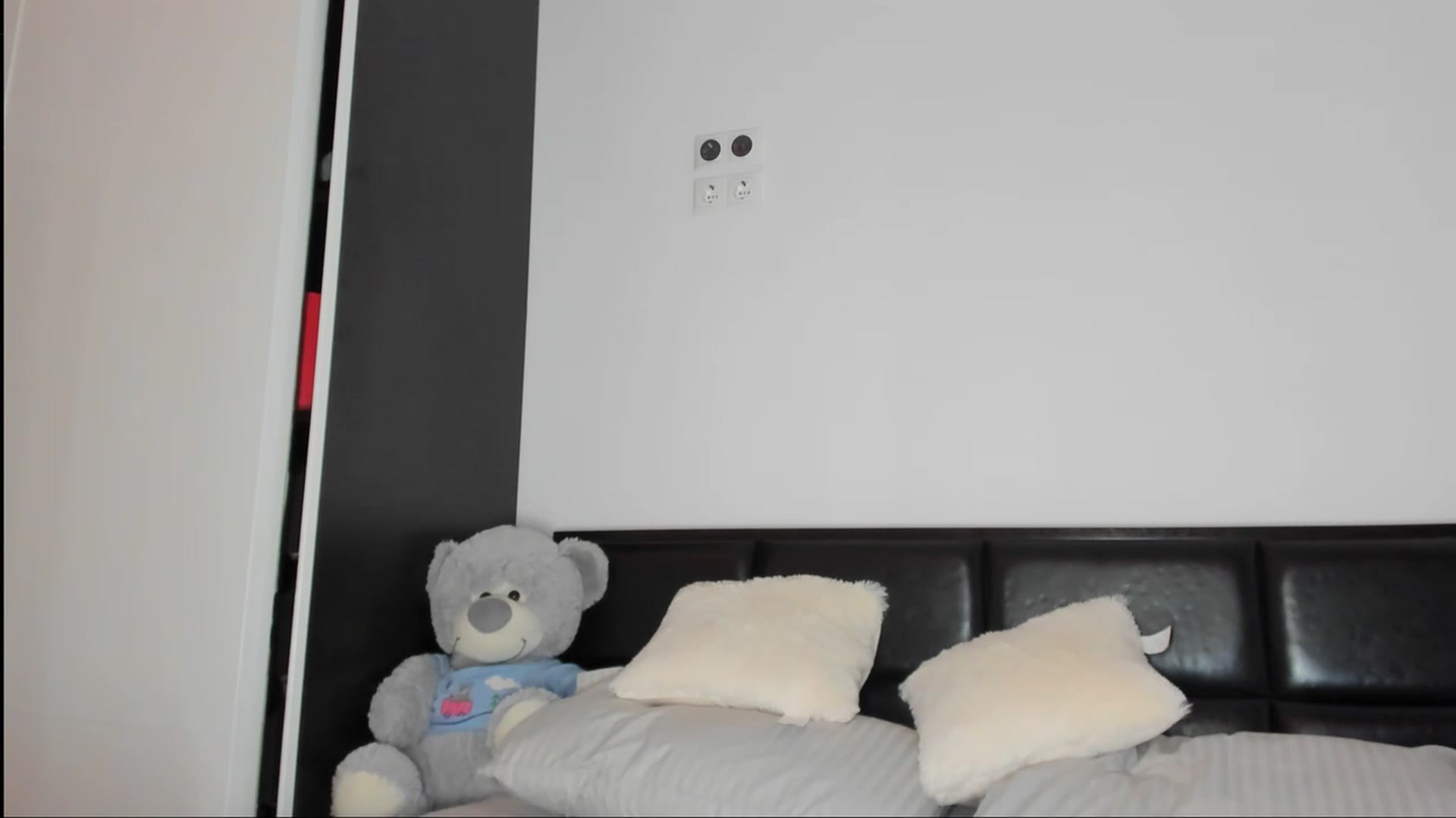 Gallery image thumbnail from GODDESSofLUCK's myfreecams stream on, 01/21/2023, 17:38 image 6 of 20