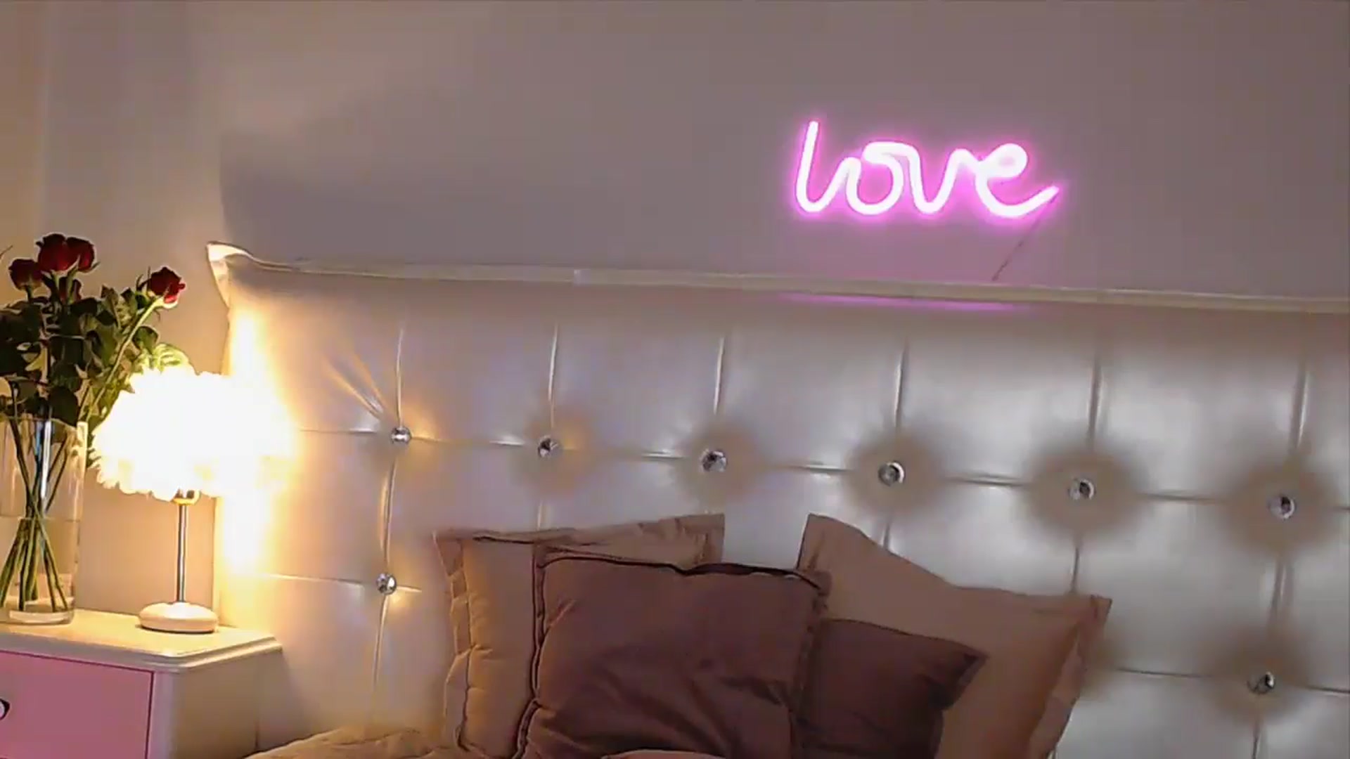 Gallery image thumbnail from GOLDD1GER's myfreecams stream on, 03/26/2025, 14:47 image 17 of 20