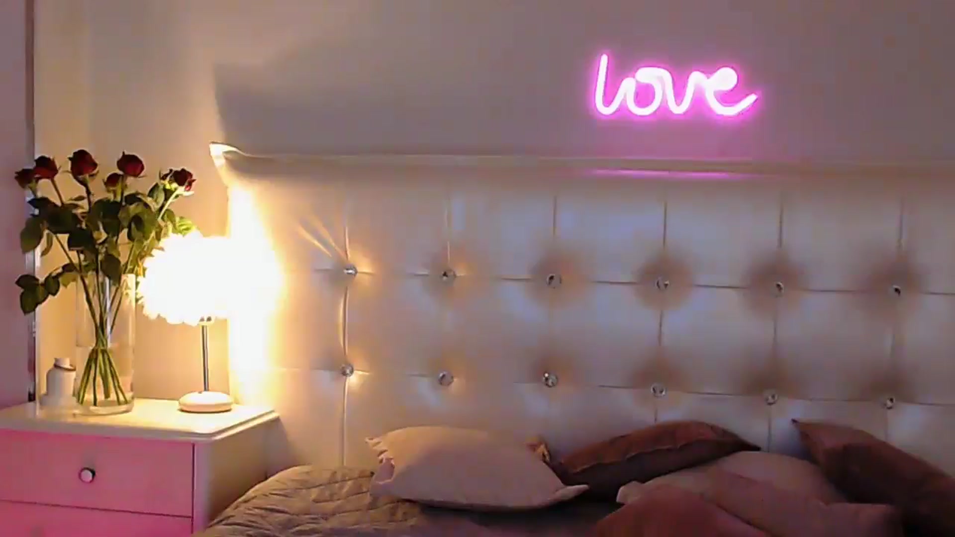 Gallery image thumbnail from GOLDD1GER's myfreecams stream on, 03/28/2025, 06:10 image 16 of 20