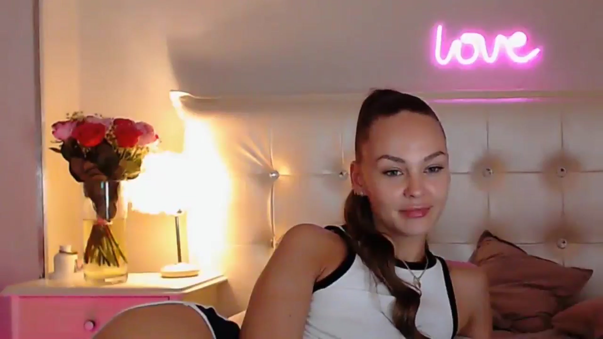 Gallery image thumbnail from GOLDD1GER's myfreecams stream on, 04/07/2025, 03:33 image 12 of 20
