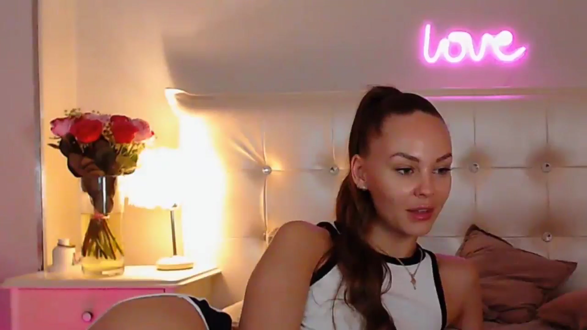 Gallery image thumbnail from GOLDD1GER's myfreecams stream on, 04/07/2025, 03:33 image 19 of 20