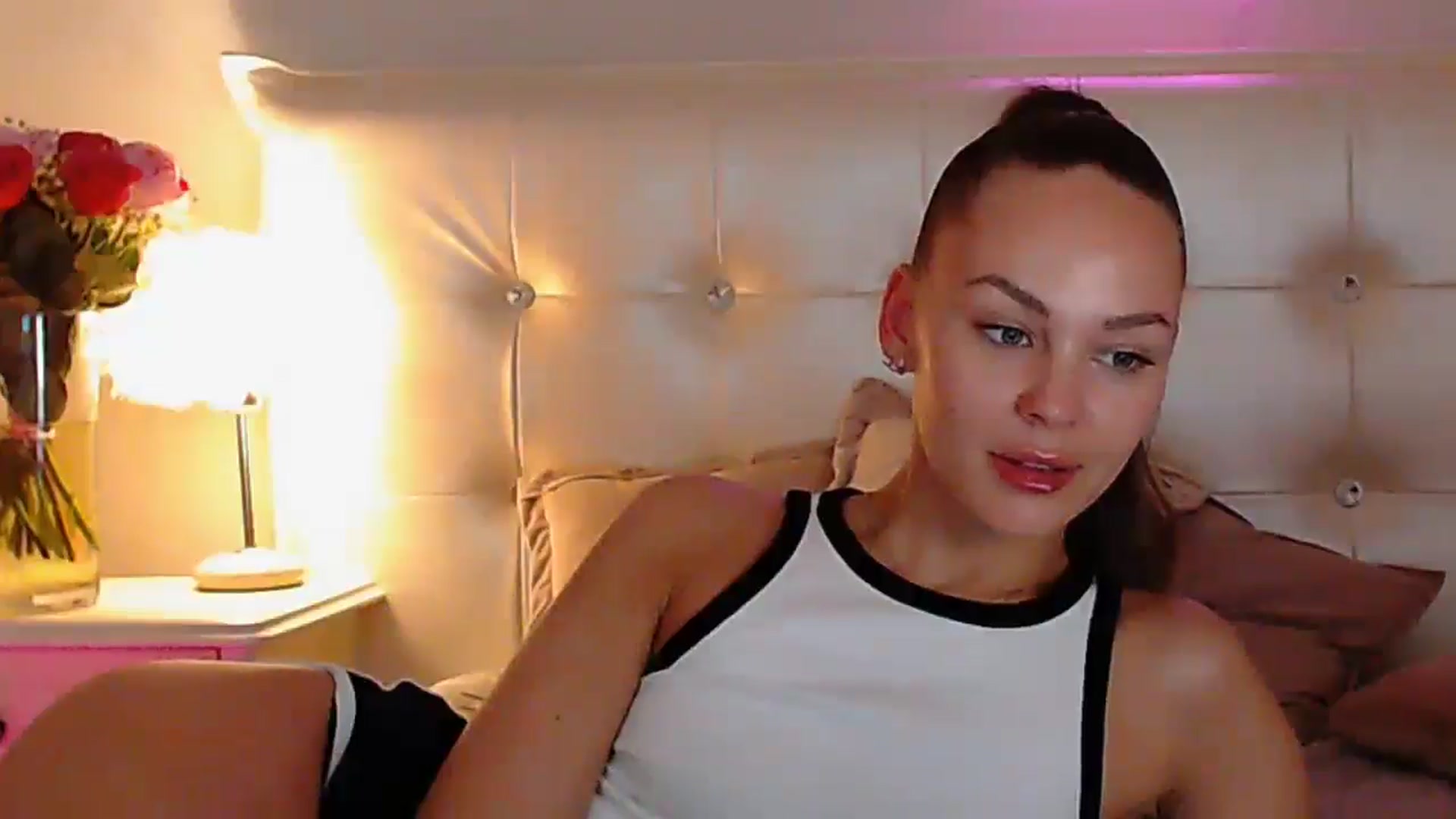Gallery image thumbnail from GOLDD1GER's myfreecams stream on, 04/07/2025, 04:27 image 10 of 20