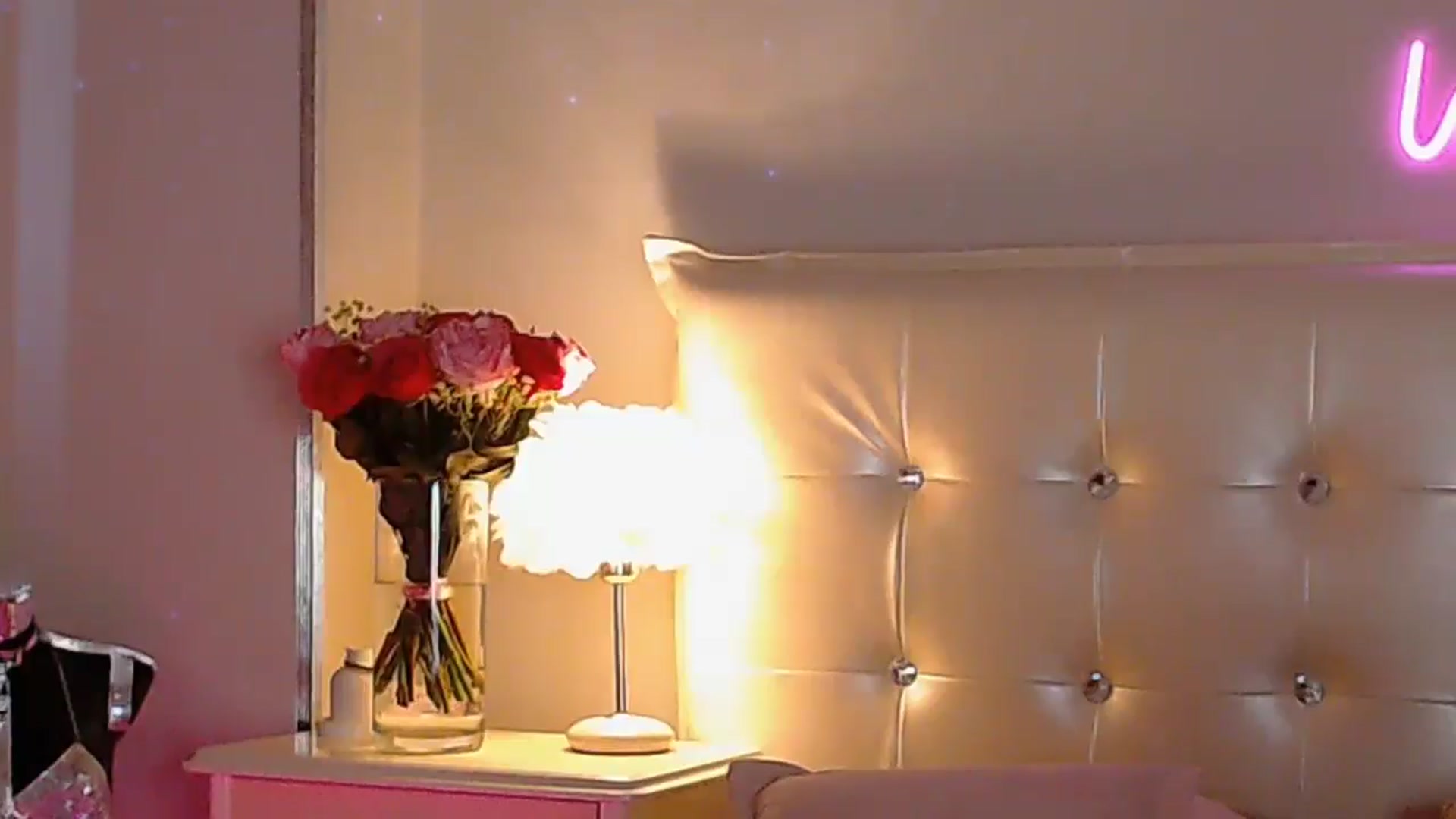 Gallery image thumbnail from GOLDD1GER's myfreecams stream on, 04/08/2025, 04:44 image 15 of 20