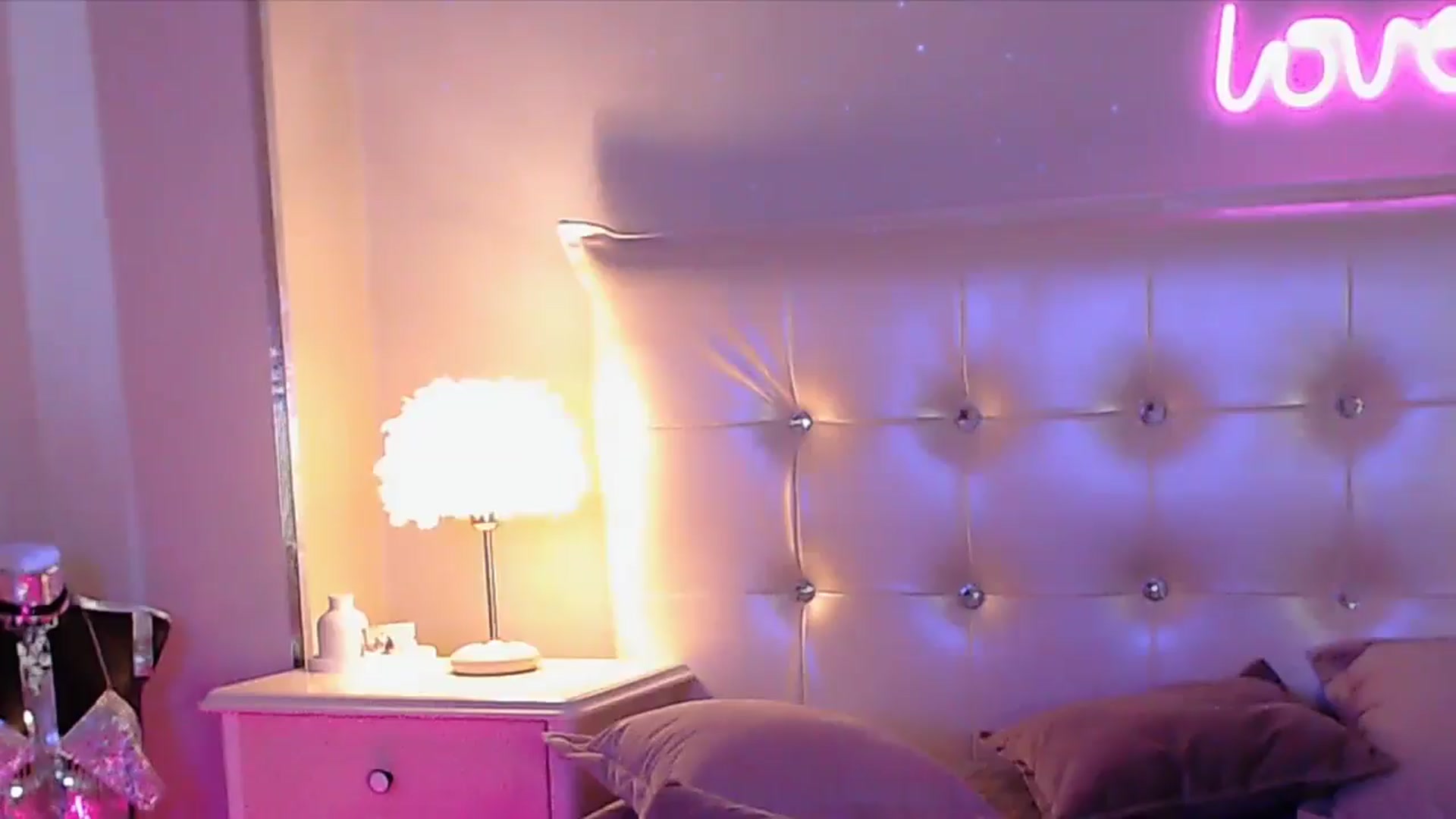 Gallery image thumbnail from GOLDD1GER's myfreecams stream on, 04/10/2025, 04:56 image 11 of 20