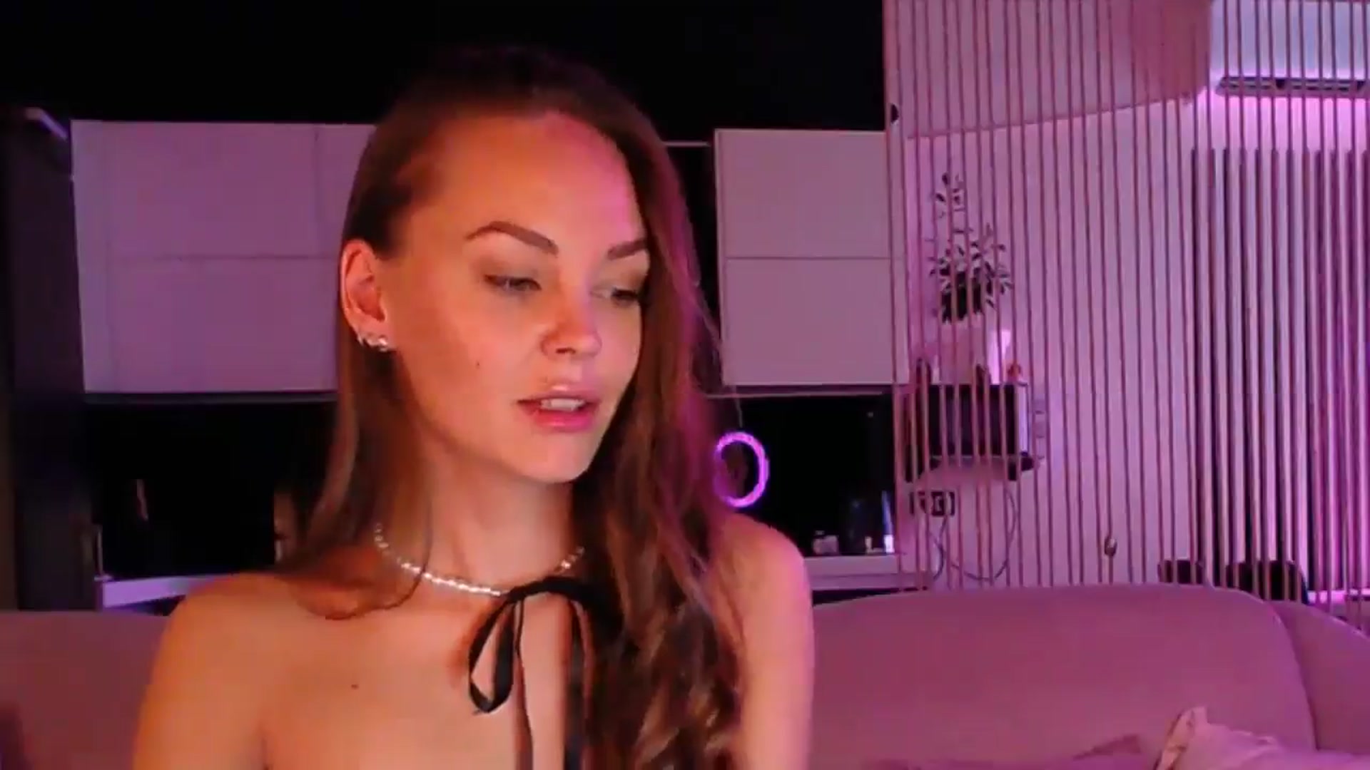 Gallery image thumbnail from GOLDD1GER's myfreecams stream on, 04/23/2025, 05:38 image 13 of 20