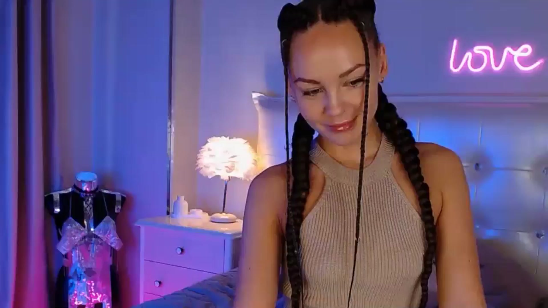 Gallery image thumbnail from GOLDD1GER's myfreecams stream on, 05/14/2025, 02:55 image 1 of 20