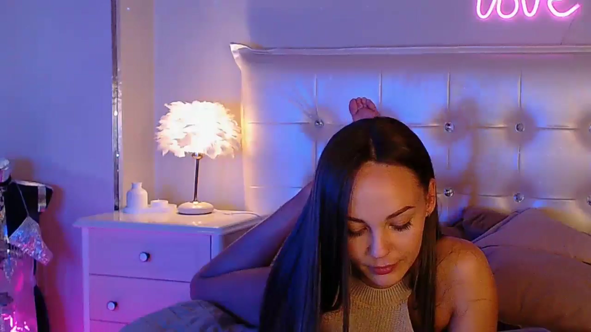 Gallery image thumbnail from GOLDD1GER's myfreecams stream on, 05/21/2025, 05:05 image 11 of 20
