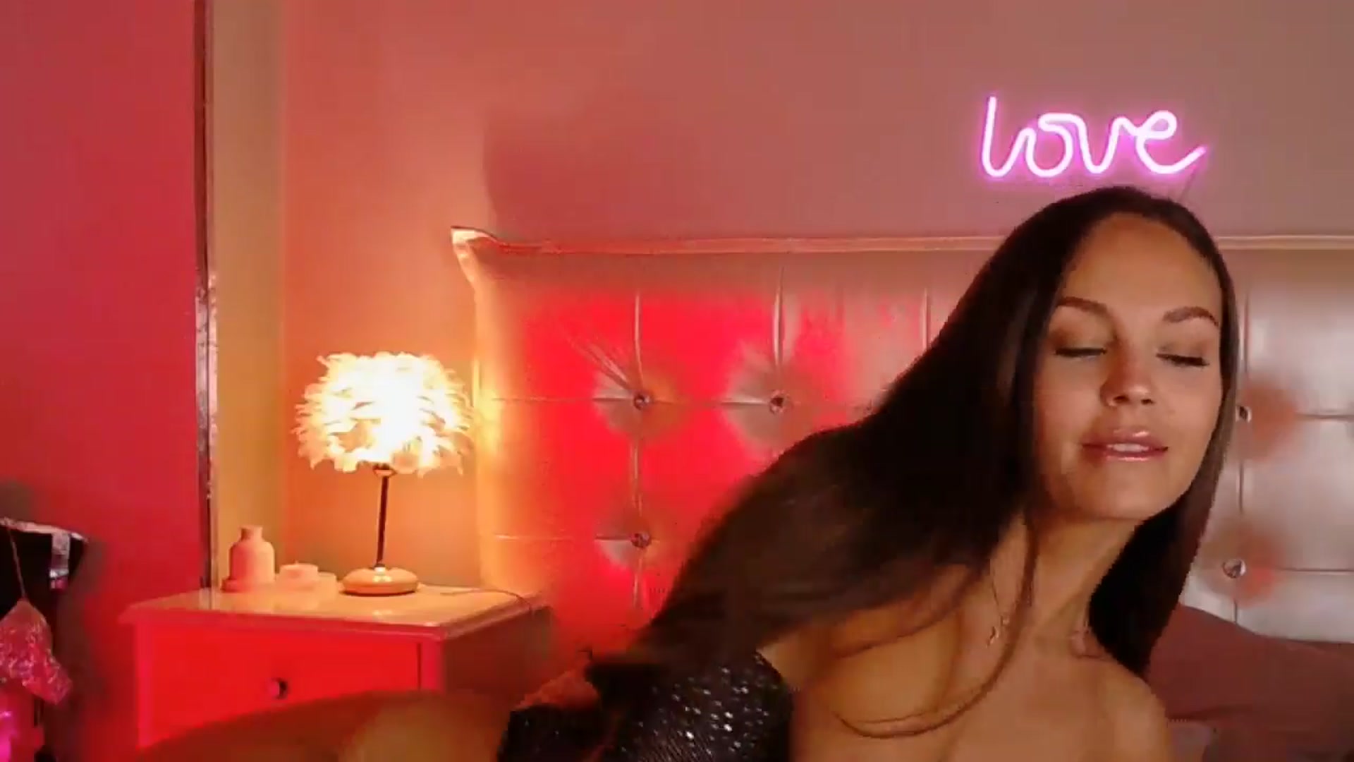 Gallery image thumbnail from GOLDD1GER's myfreecams stream on, 05/27/2025, 03:27 image 16 of 20