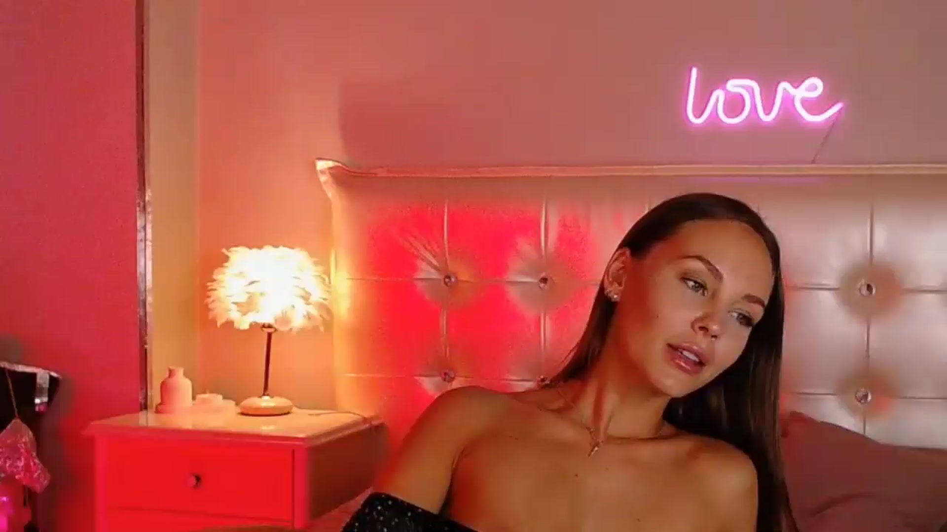 Gallery image thumbnail from GOLDD1GER's myfreecams stream on, 05/27/2025, 03:27 image 17 of 20