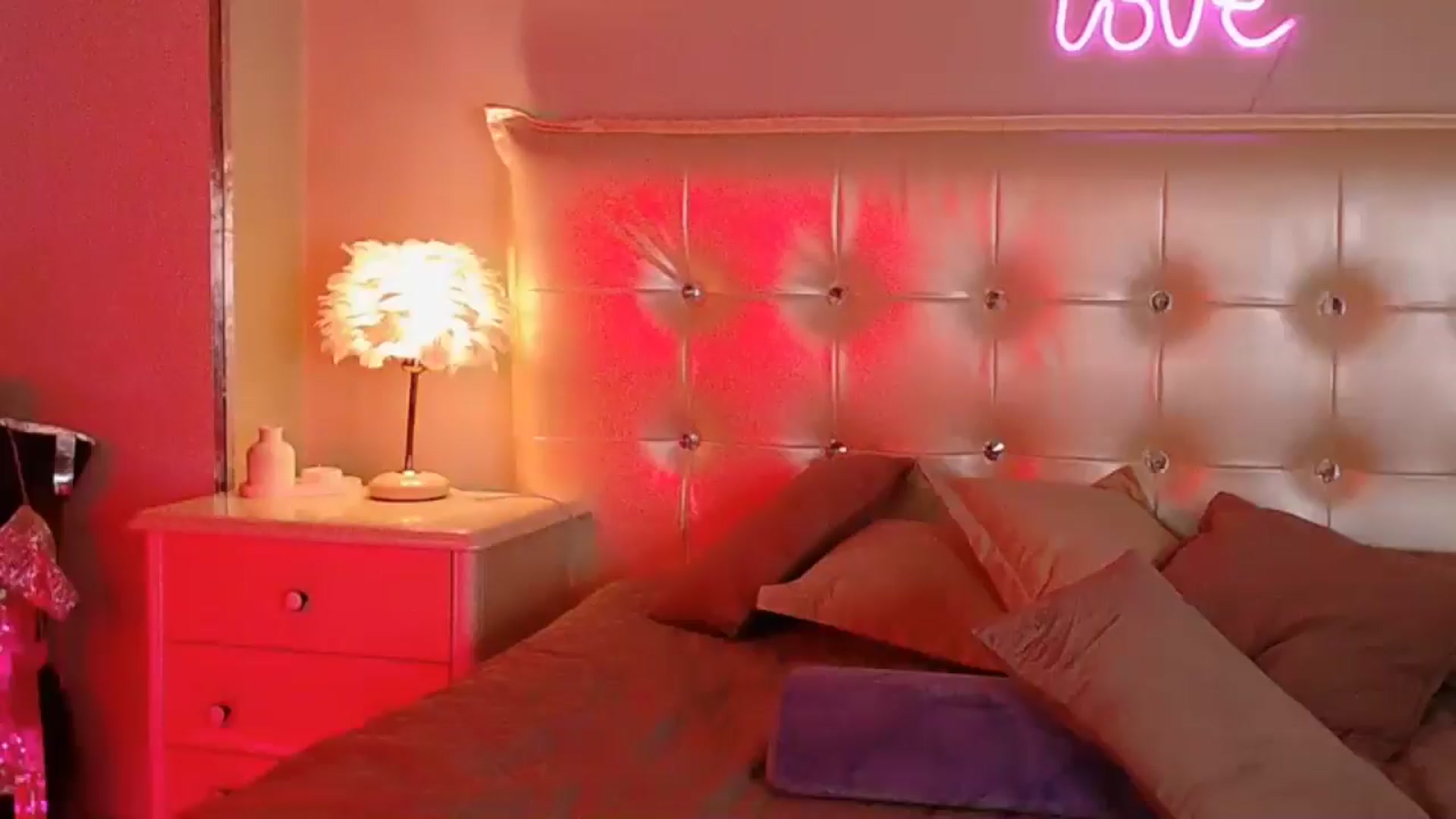 Gallery image thumbnail from GOLDD1GER's myfreecams stream on, 05/27/2025, 03:27 image 20 of 20