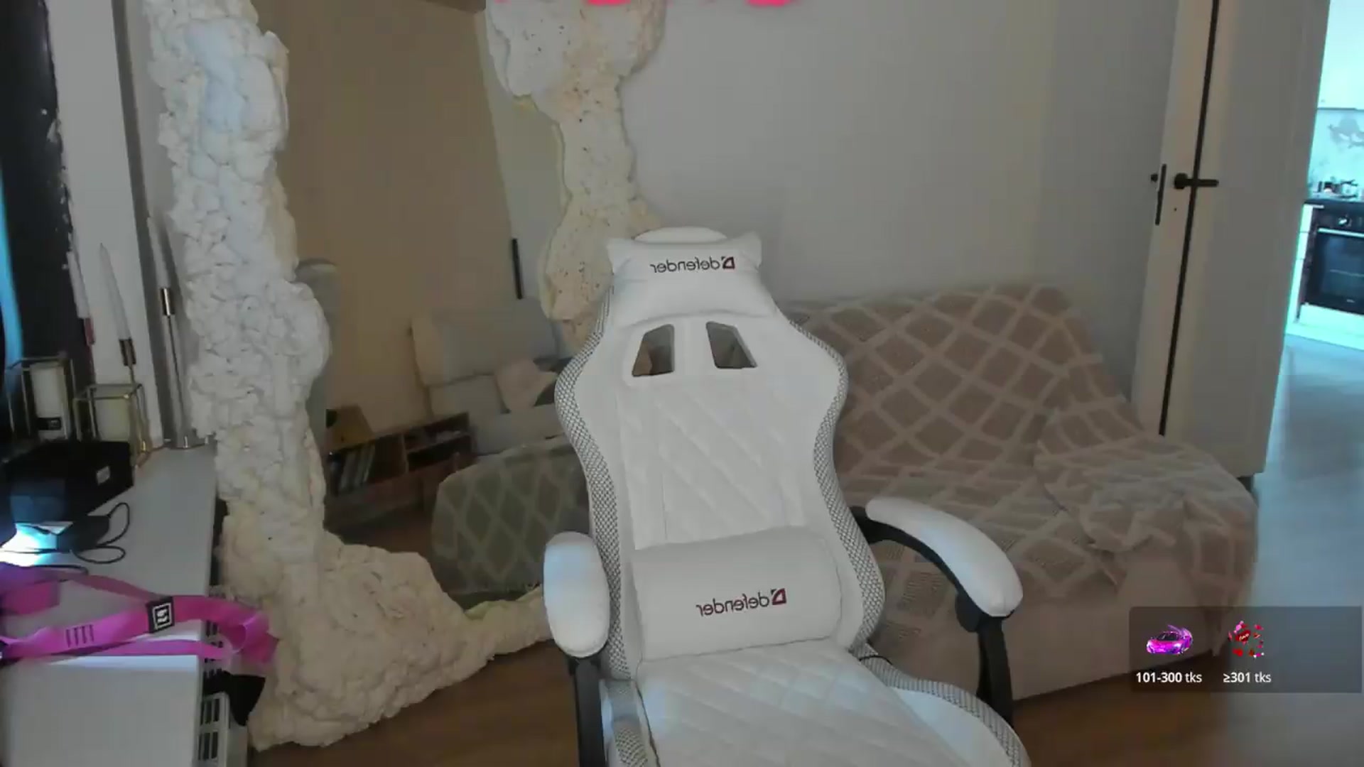 Gallery image thumbnail from GOOD_GIRL_'s myfreecams stream on, 08/05/2026, 10:45 image 17 of 20